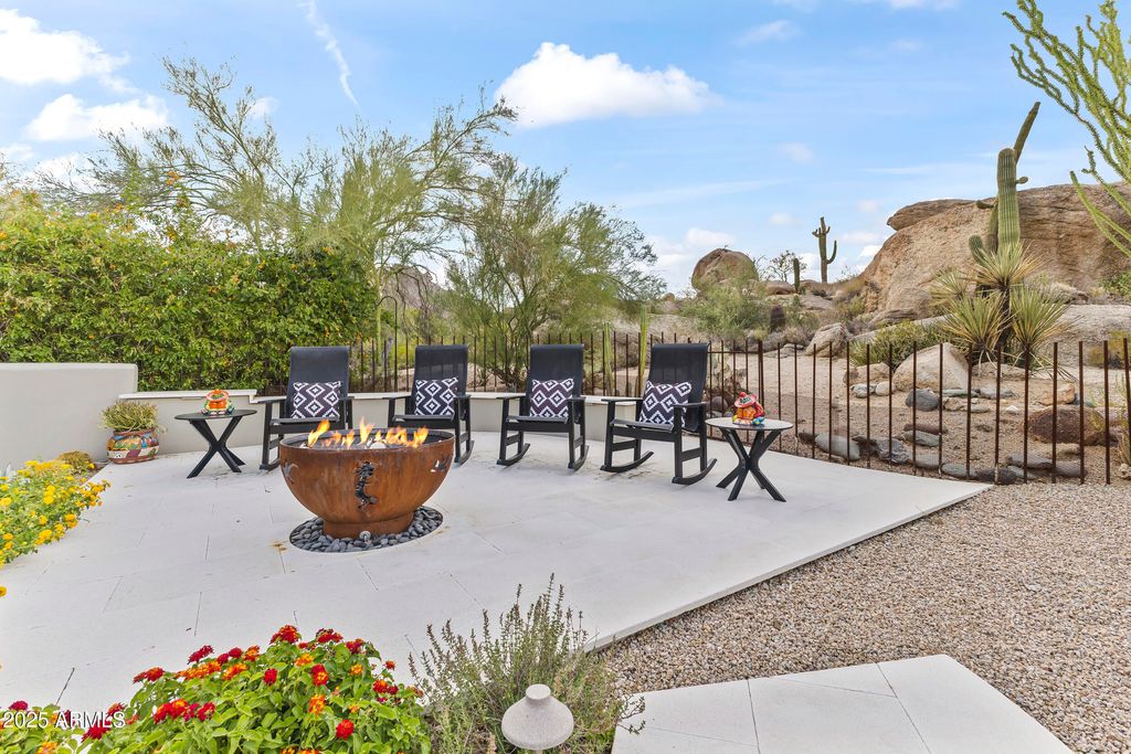 Photo of 1018 N Boulder Drive, Carefree, AZ 85377 (MLS # 6995112)