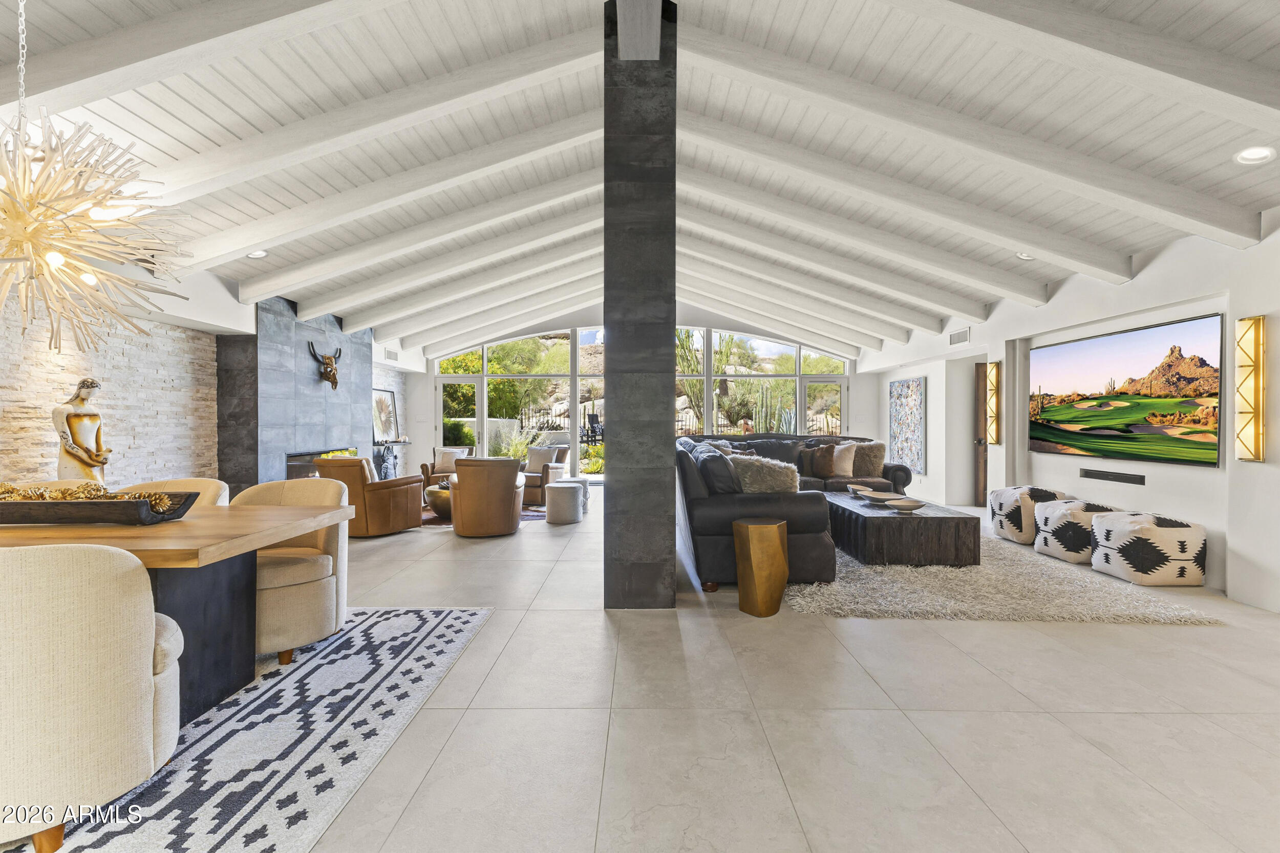 1018 N BOULDER Drive