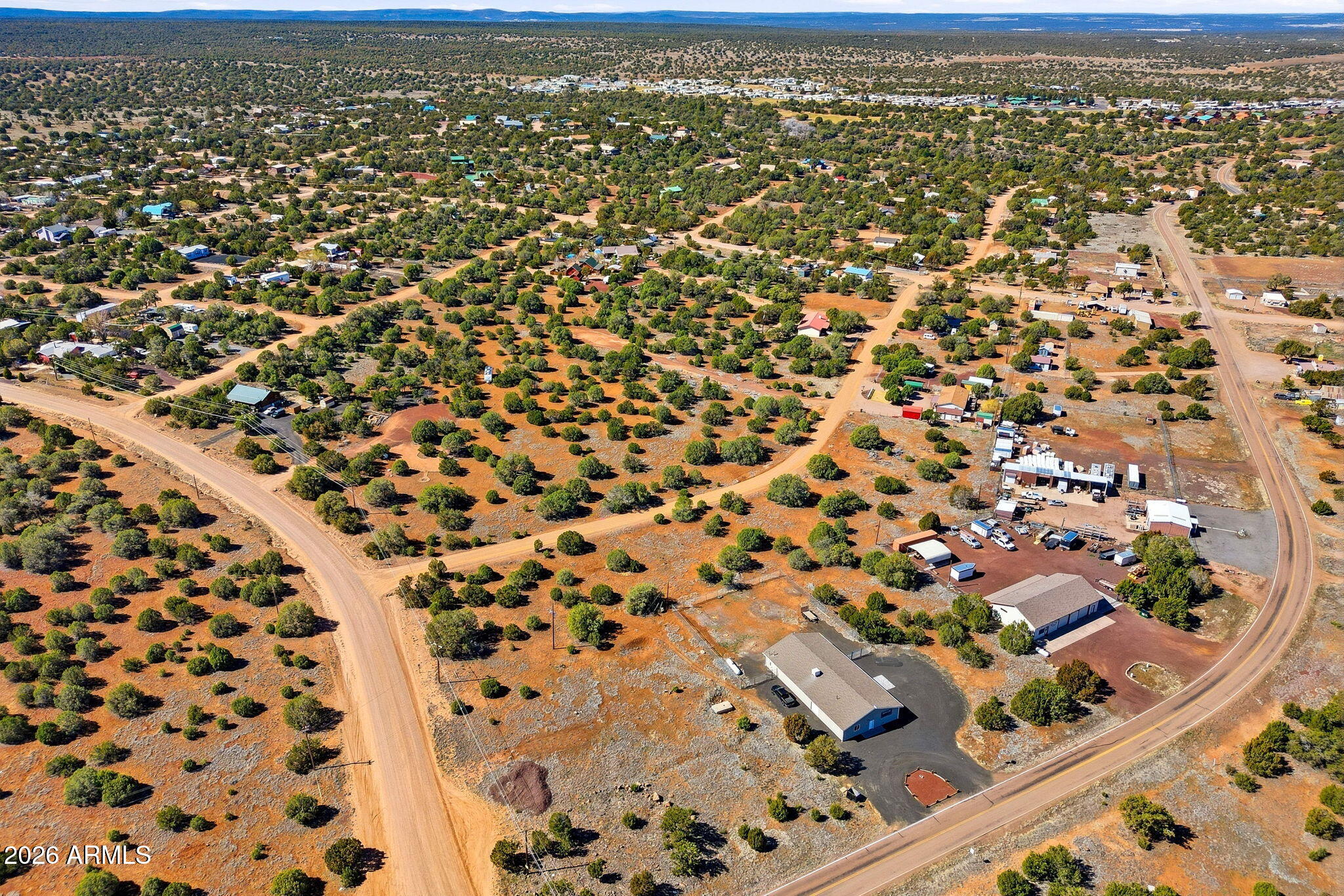 WHITE MOUNTAIN LAKE ESTATES - Land