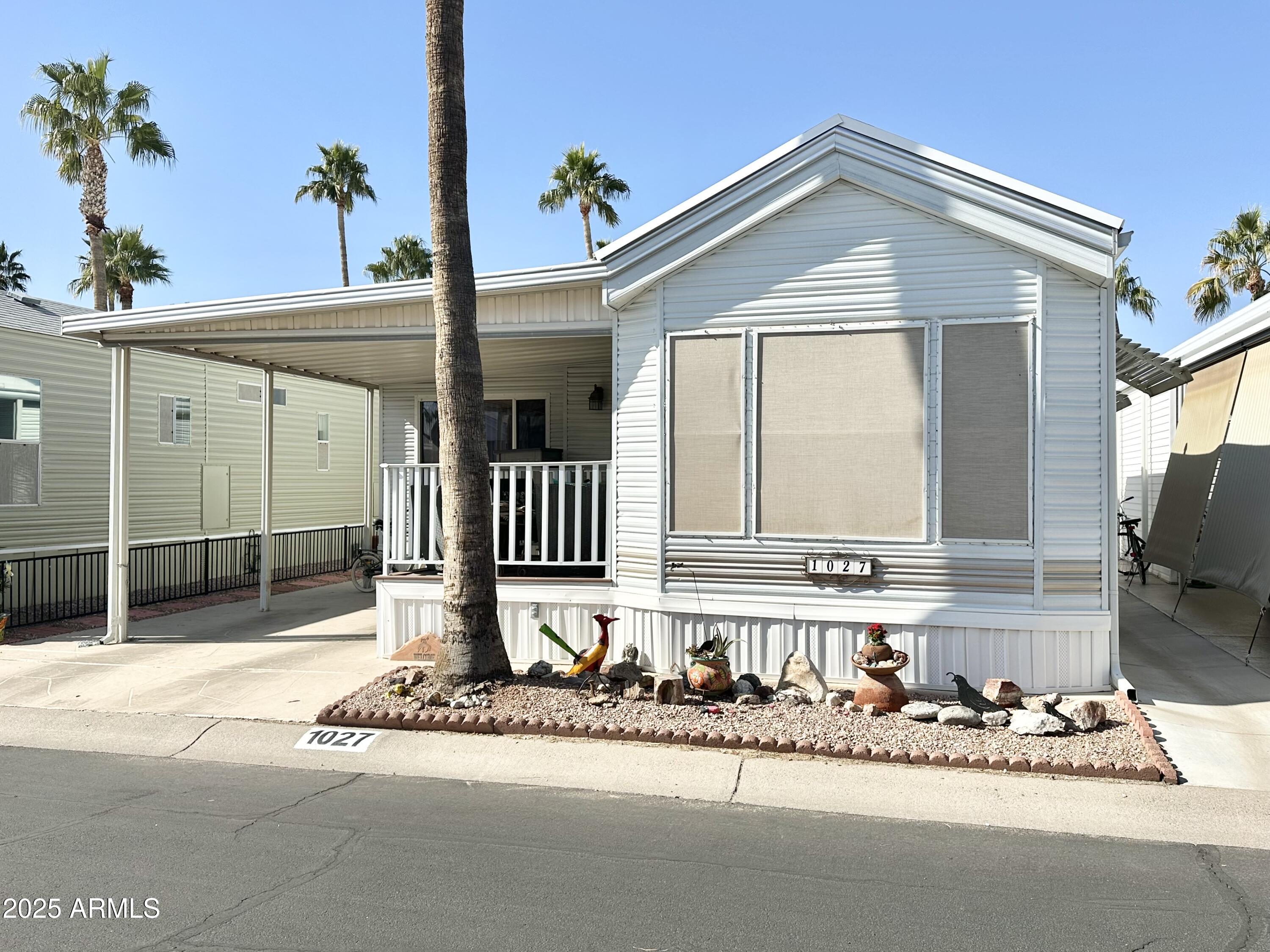 1027 S Prospector Drive