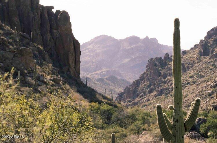 0 E CLOUDVIEW Avenue -