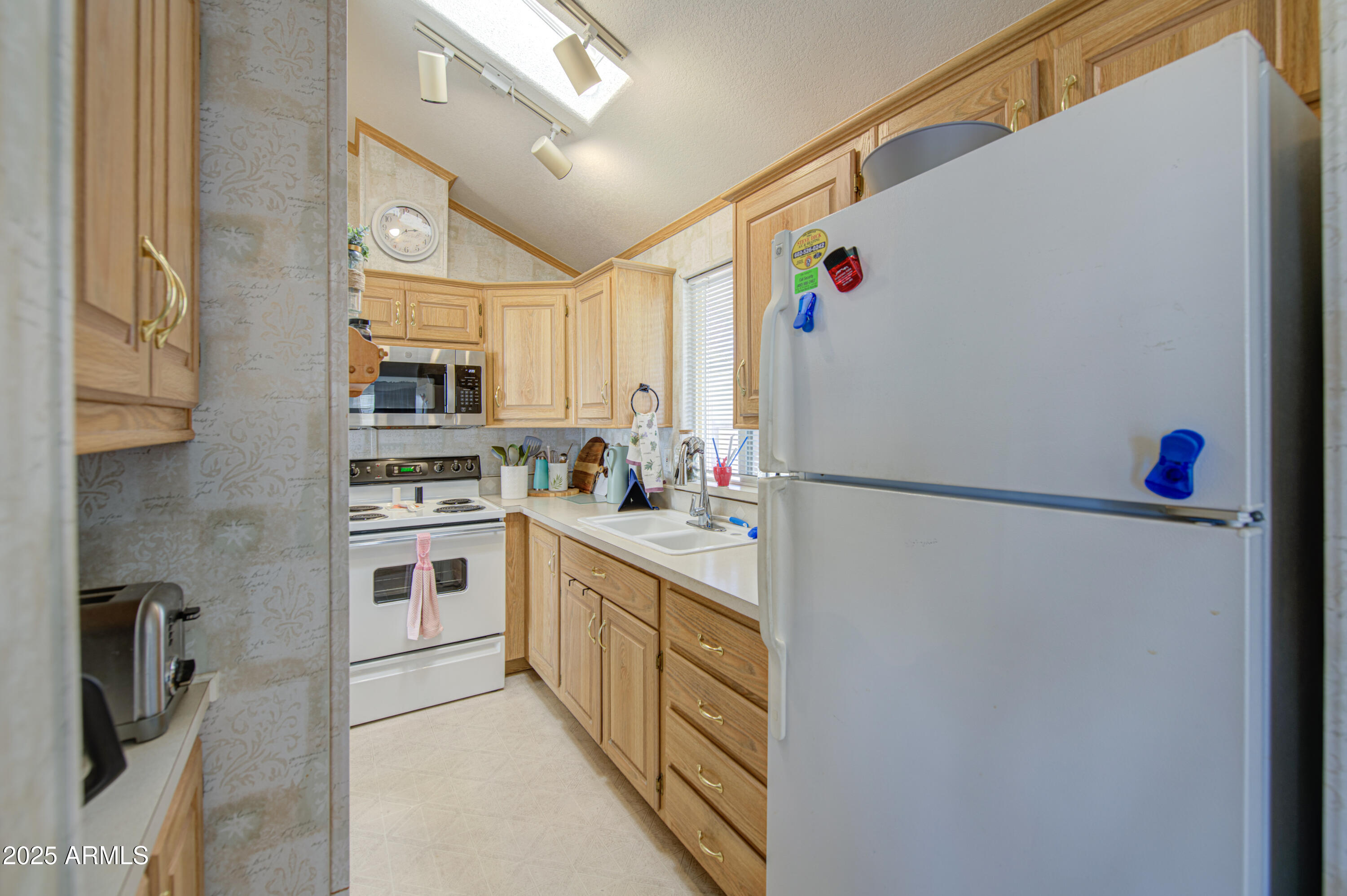 CARRIAGE MANOR RV RESORT - Residential