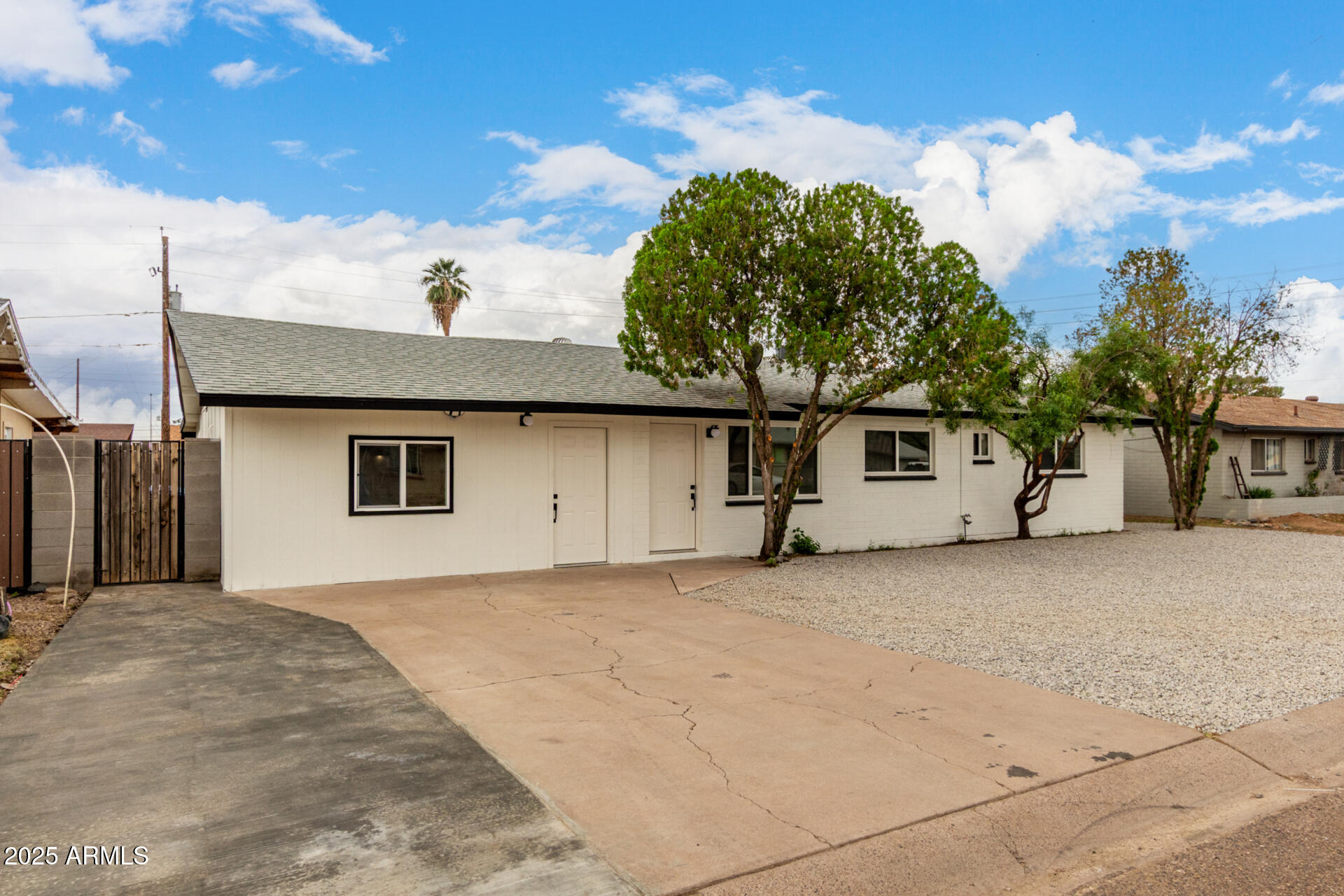 3939 W HARMONT Drive