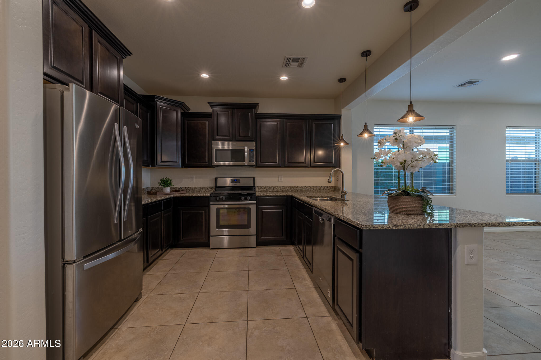 12247 W PRICKLY PEAR Trail