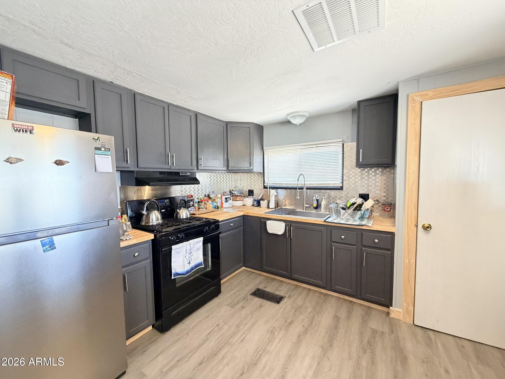 11100 W ALSDORF Road 11