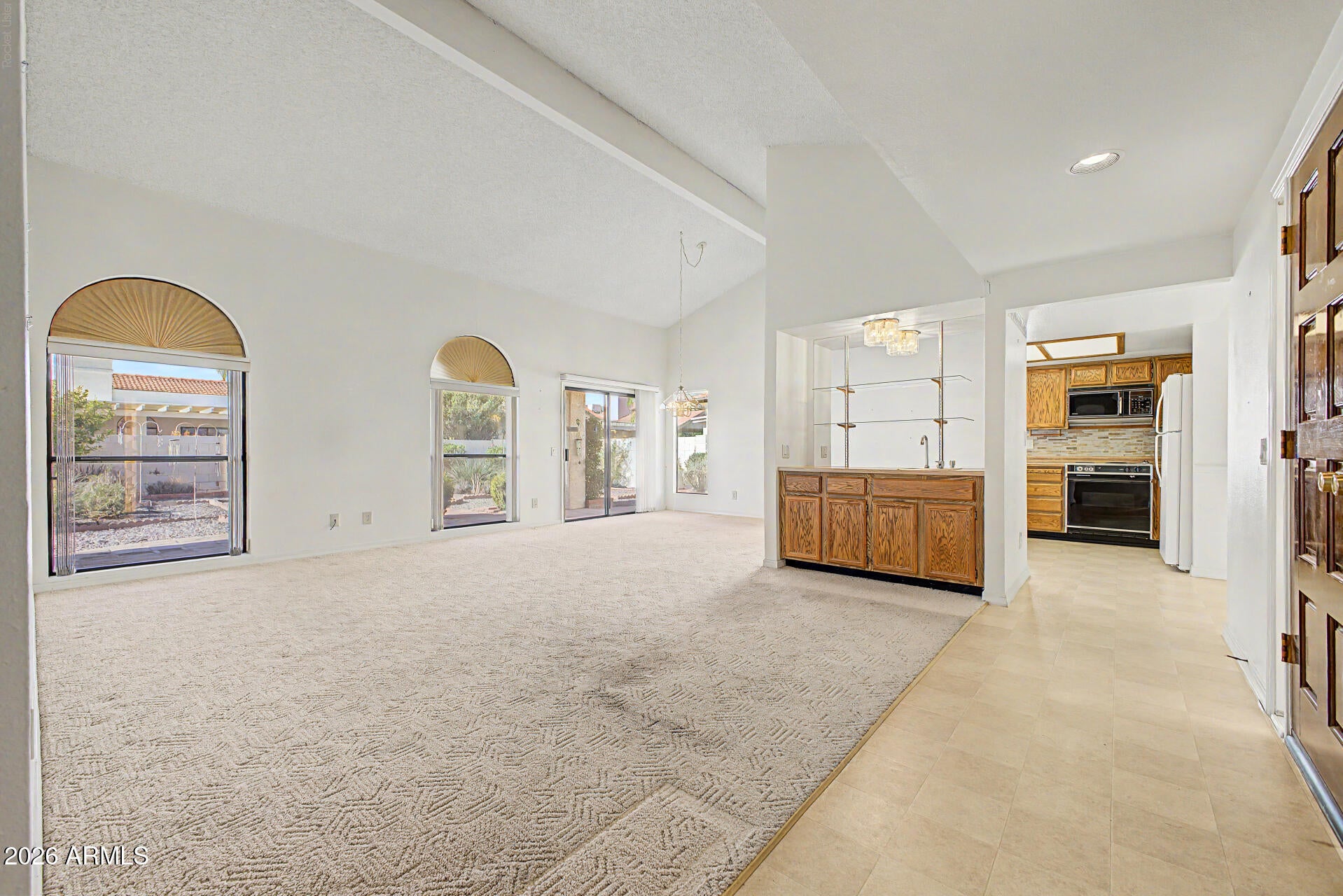 10526 E BELLFLOWER Drive