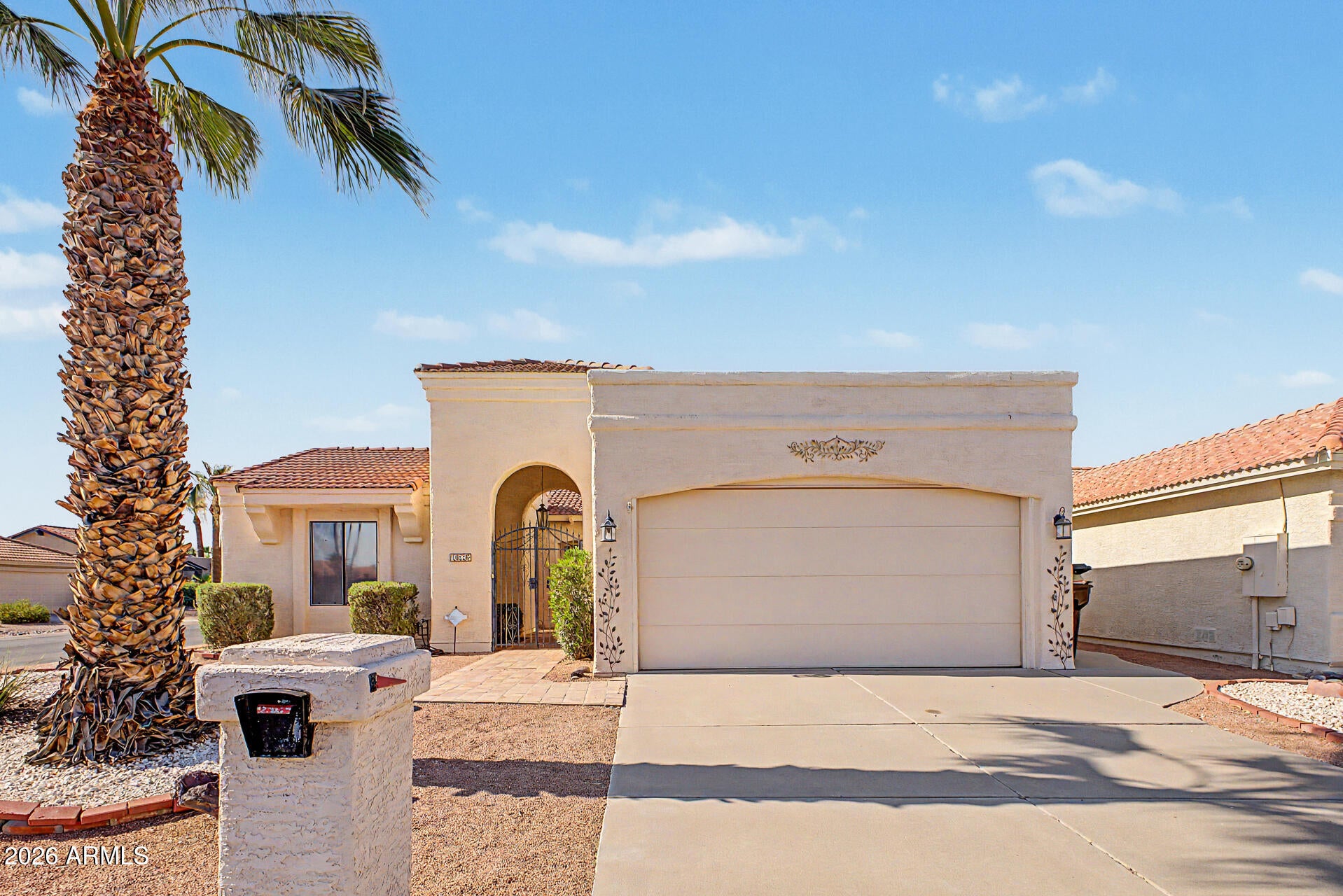 10526 E BELLFLOWER Drive