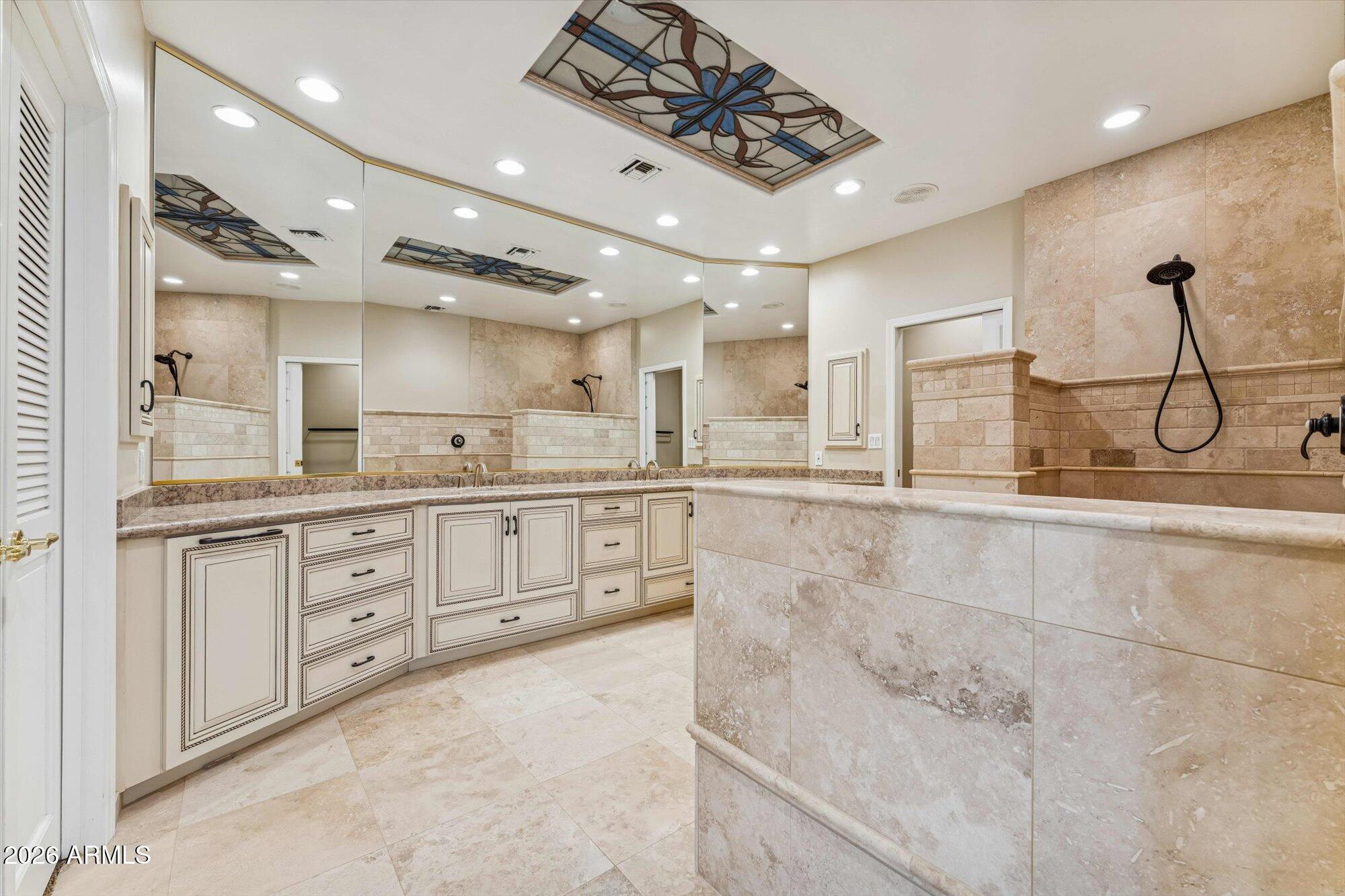 8407 E Del Camino Drive