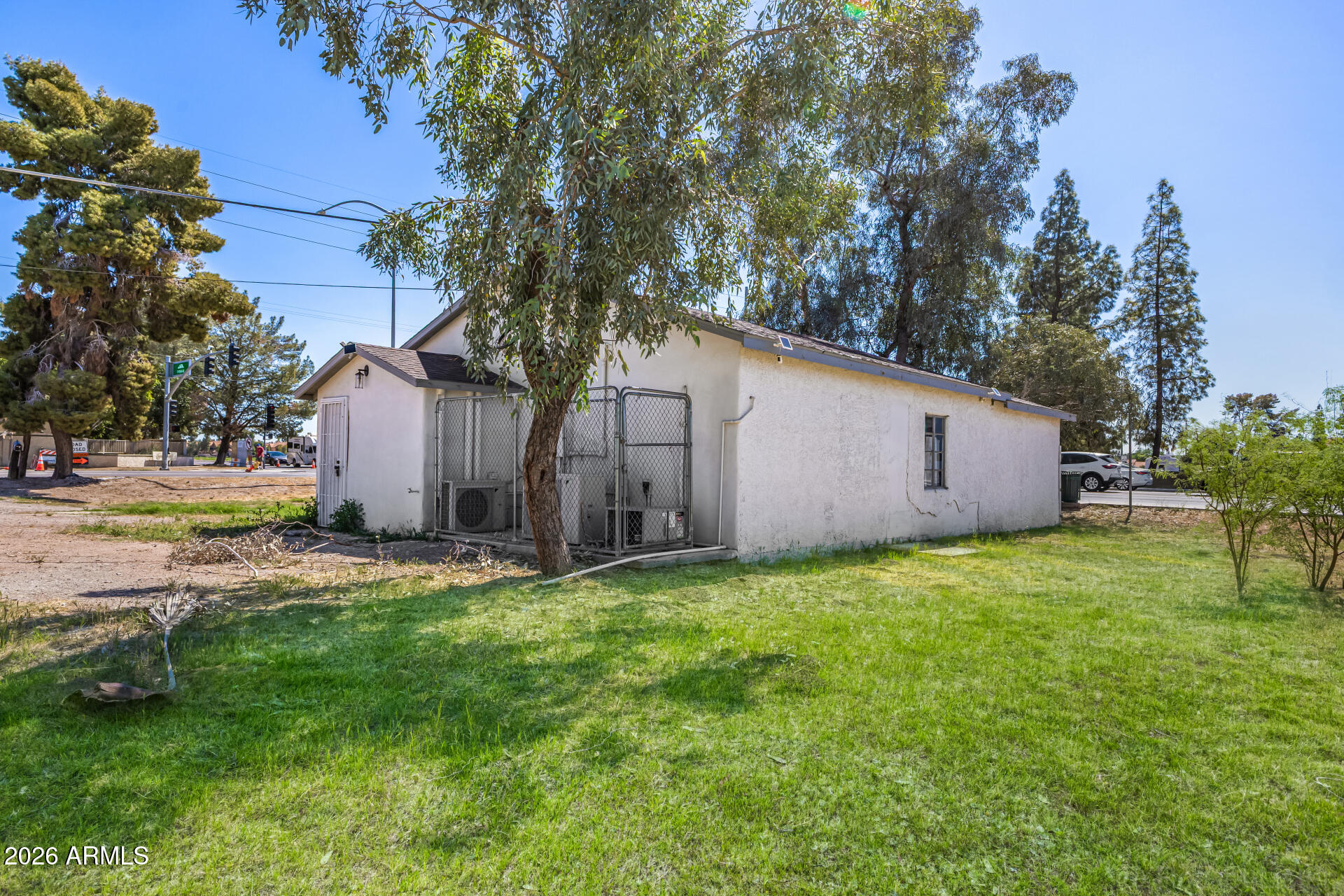 1106 N CENTER Street