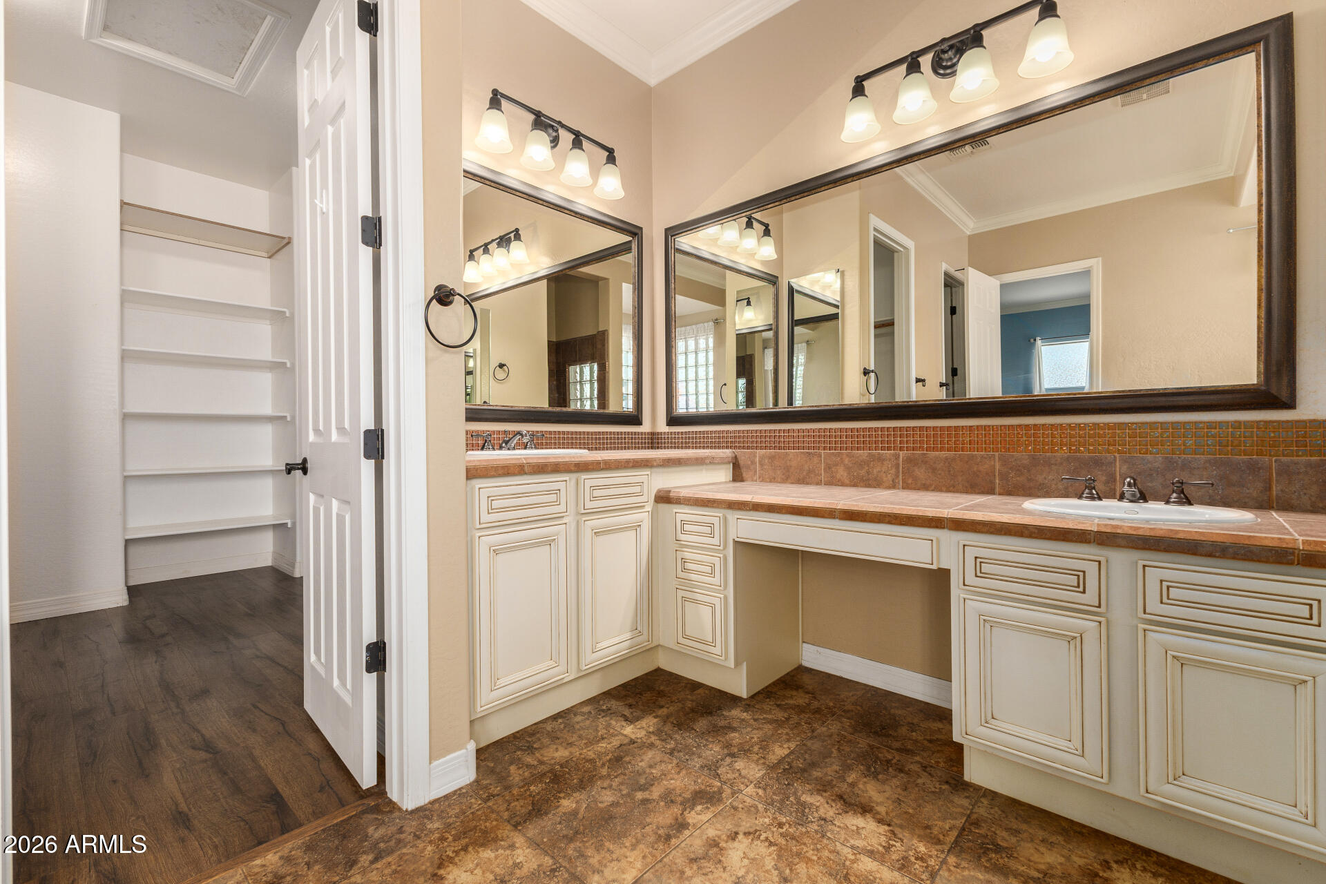 JACKRABBIT ESTATES - Residential