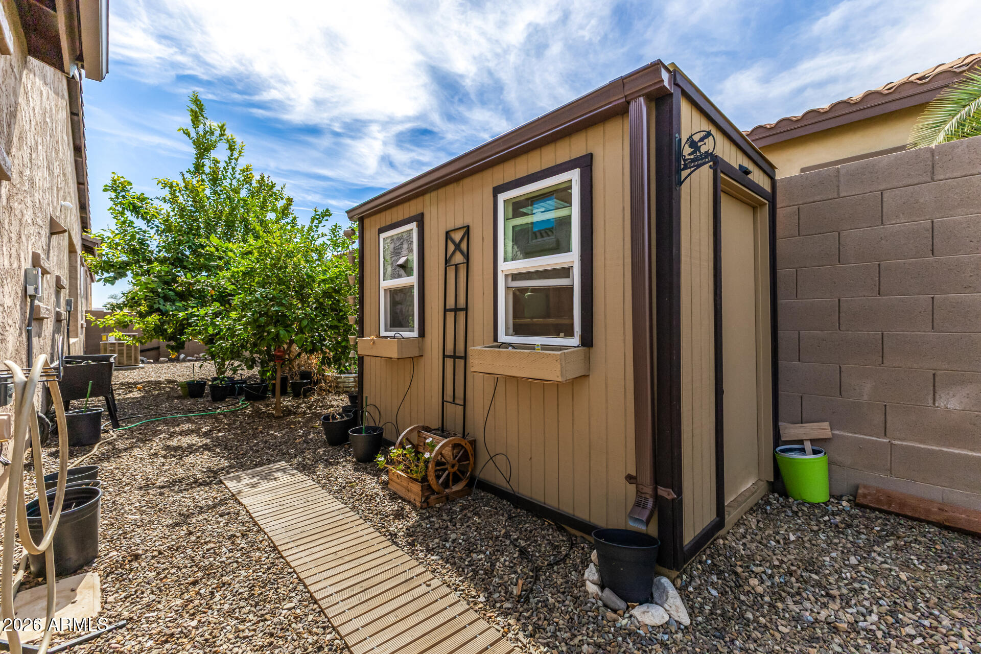JACKRABBIT ESTATES - Residential
