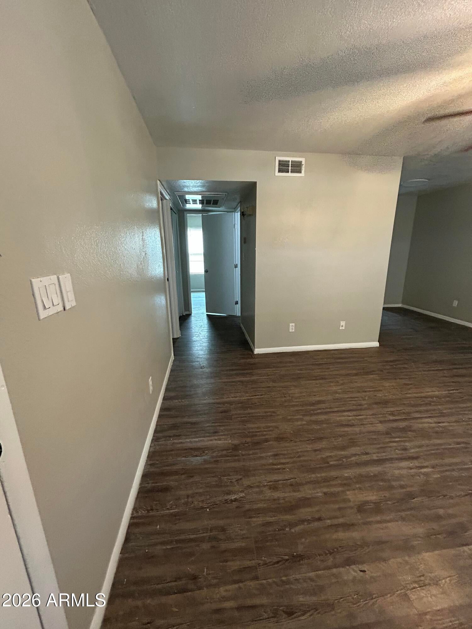 260 W 8TH Avenue 118
