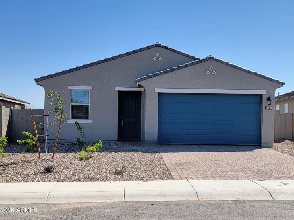 Photo of 4440 W Hunter Trail, San Tan Valley, AZ 85144 (MLS # 7031162)
