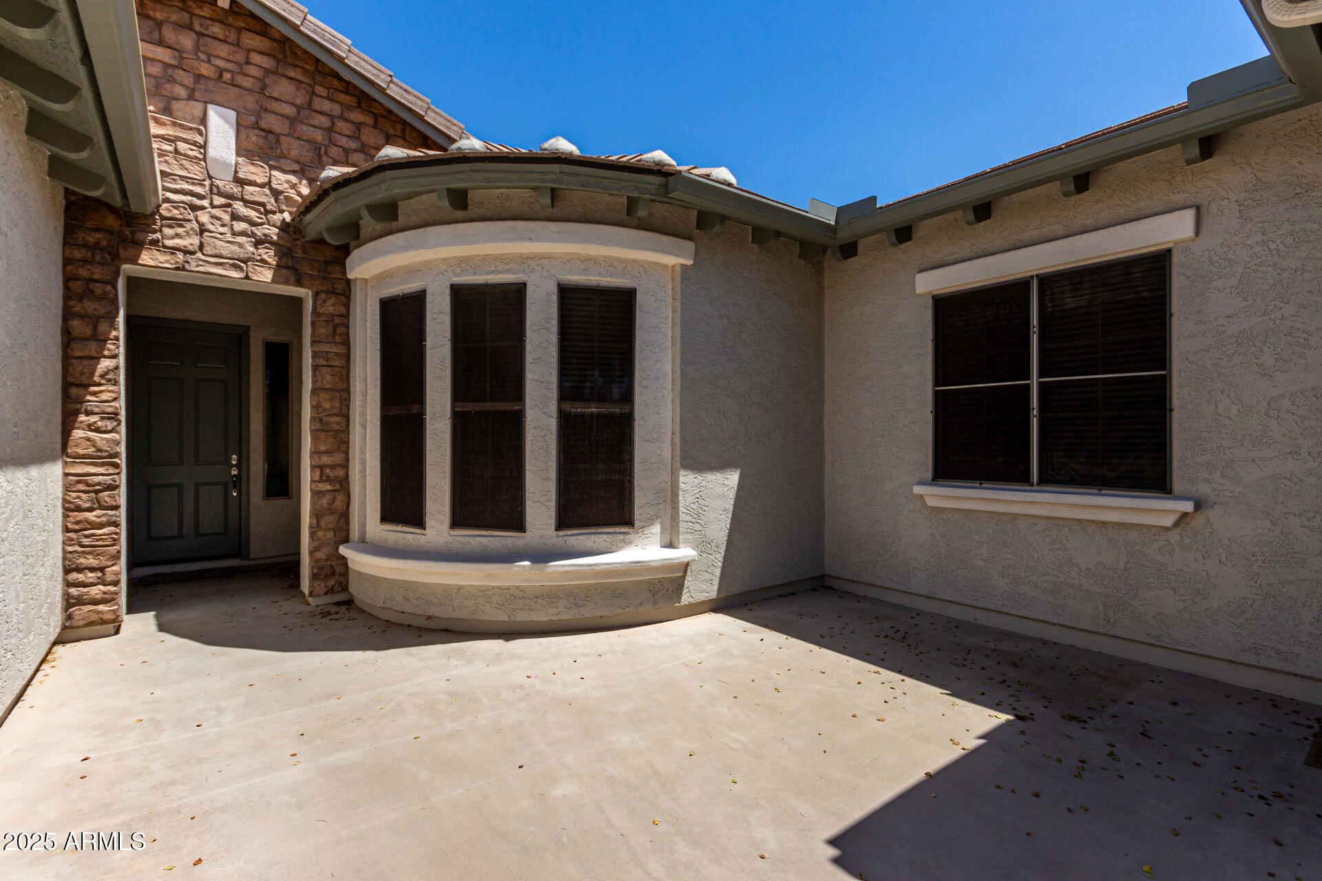 6302 W MONTEBELLO Way