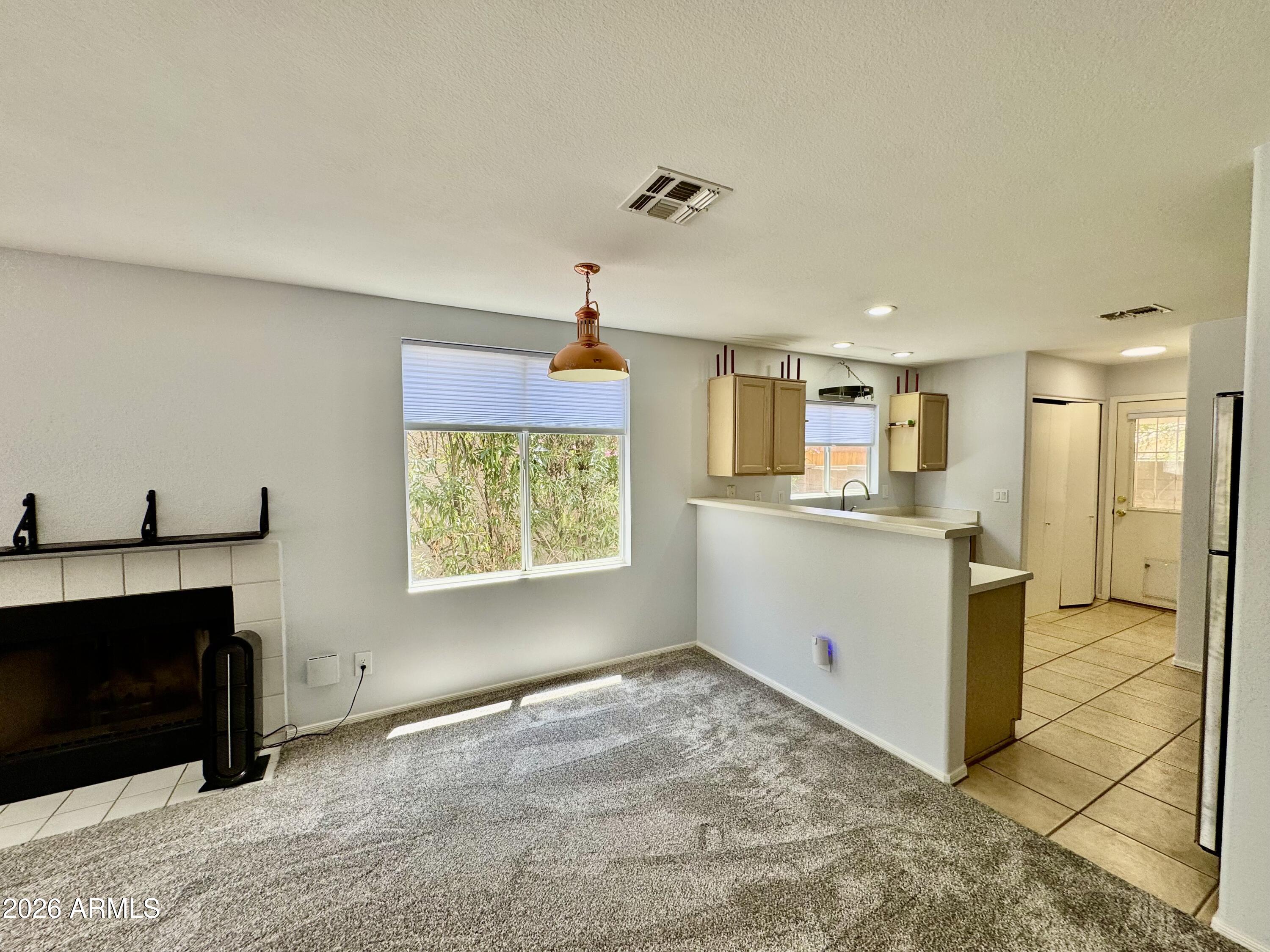 RENAISSANCE POINT - Residential