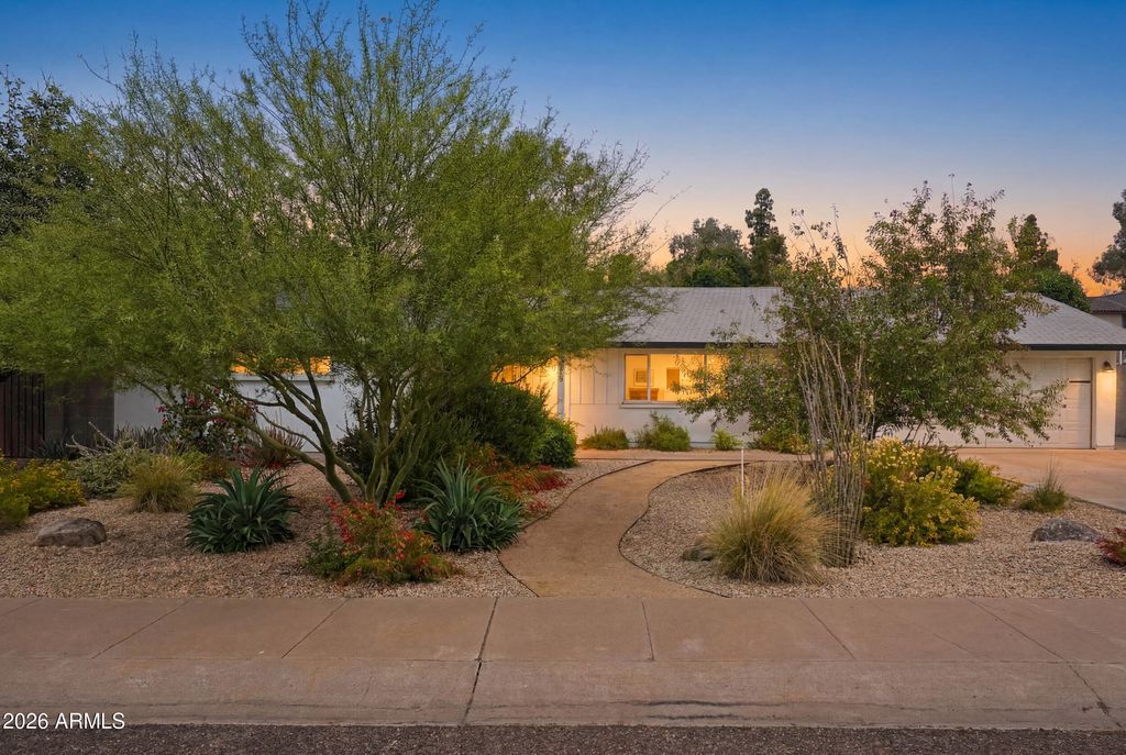 Photo of 6128 N 16th Place, Phoenix, AZ 85016 (MLS # 7029142)