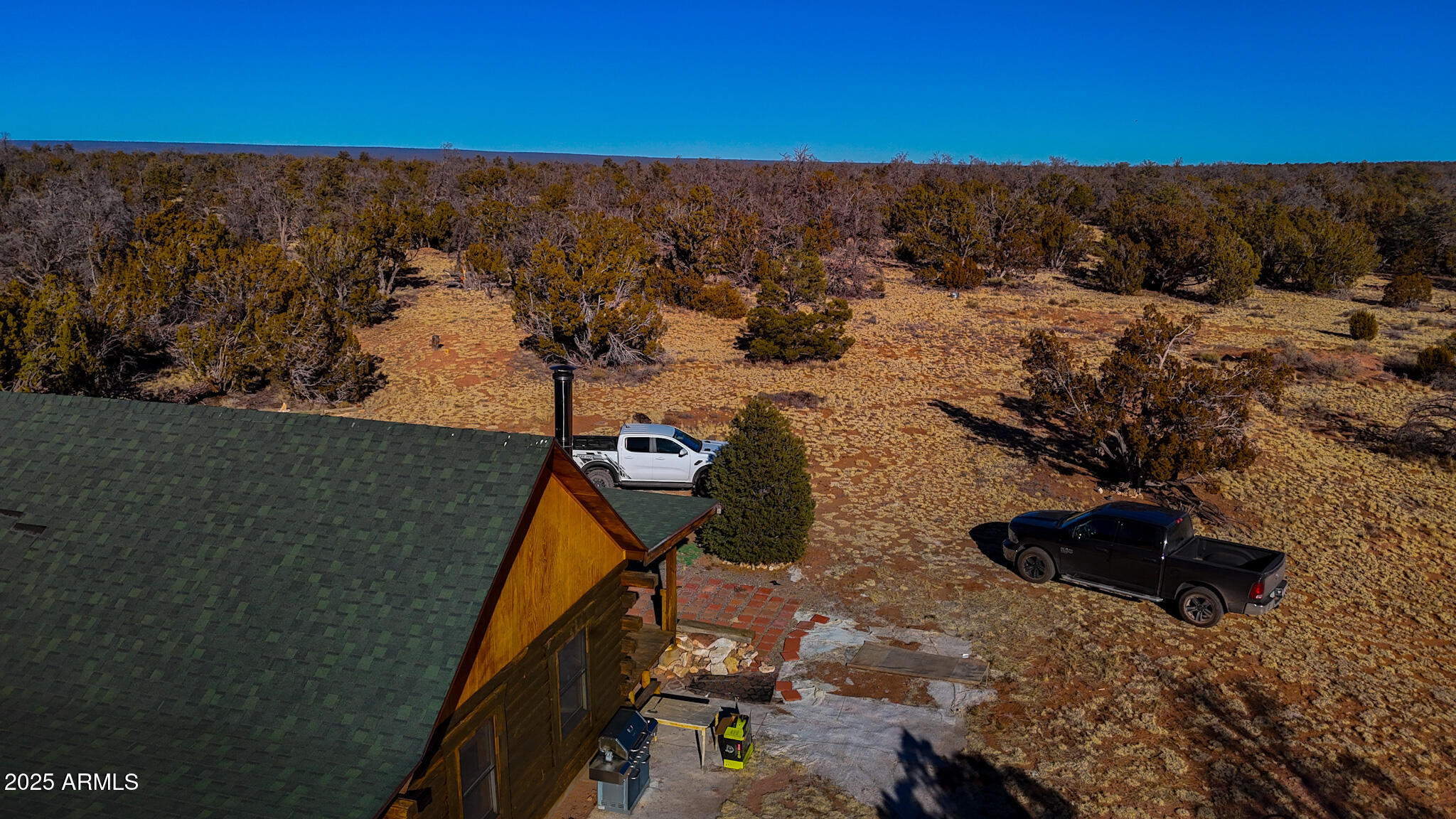 5823 N Cattle Guard Rd 21.41 Acres -- -