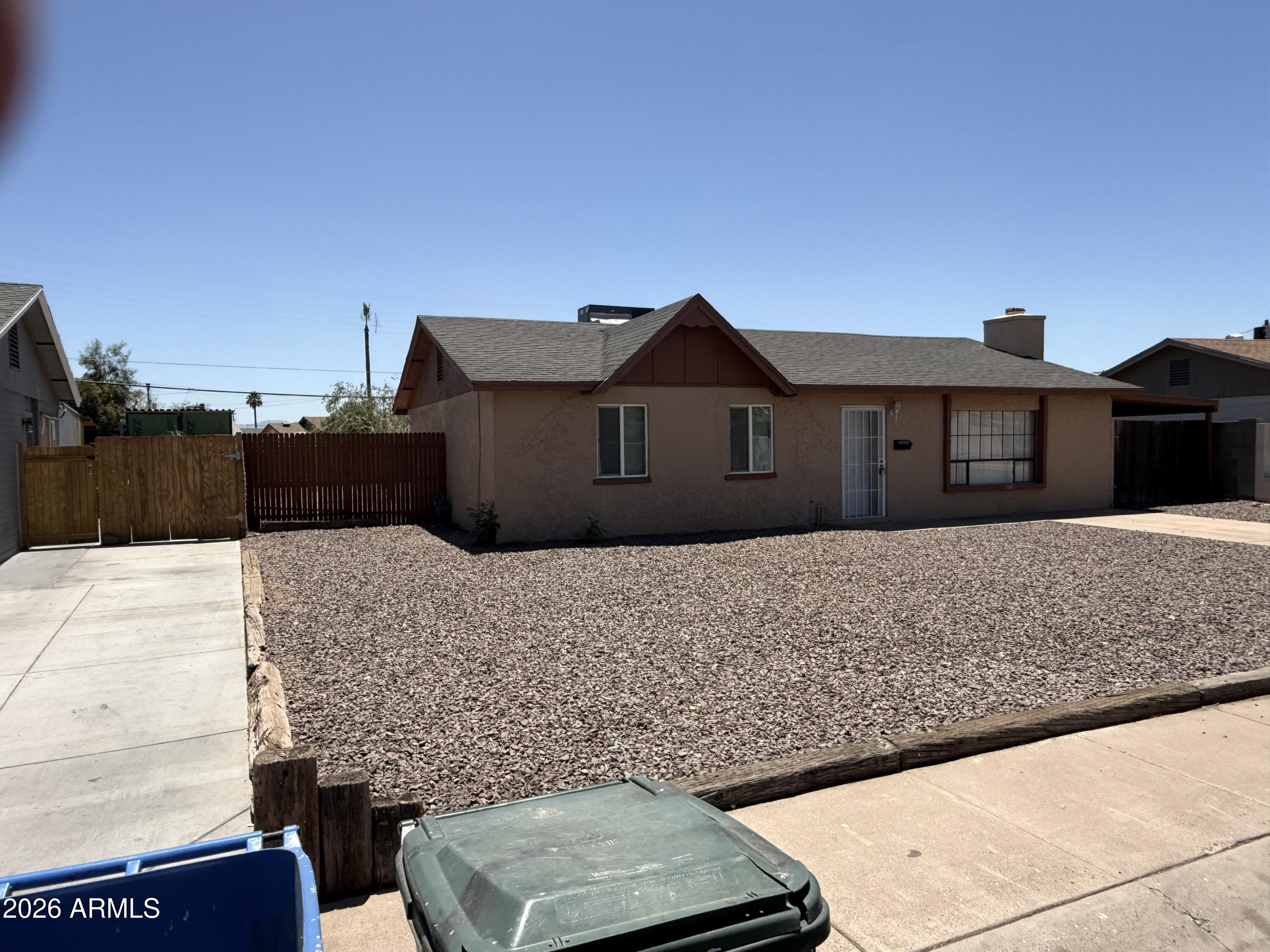5929 W MULBERRY Drive