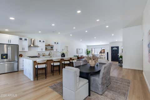 Photo of 2324 E Cortez Street, Phoenix, AZ 85028 (MLS # 7018507)