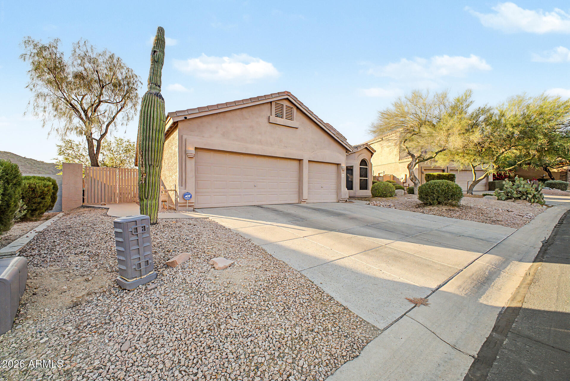 3060 N RIDGECREST -- 139