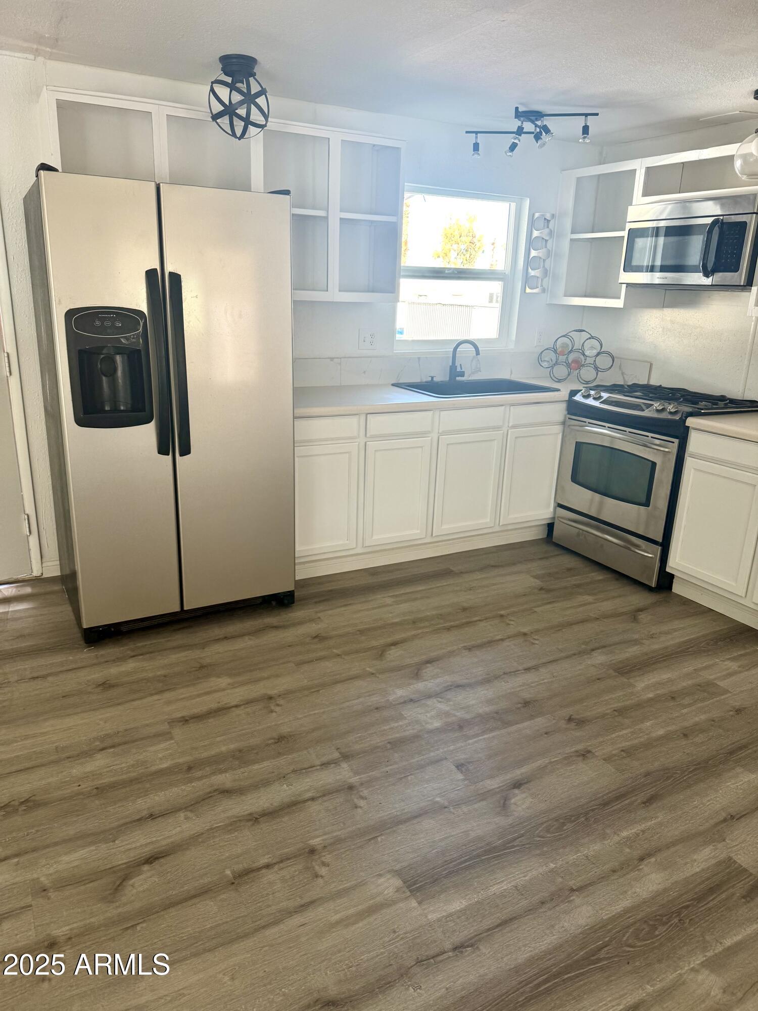 400 W BASELINE Road 100