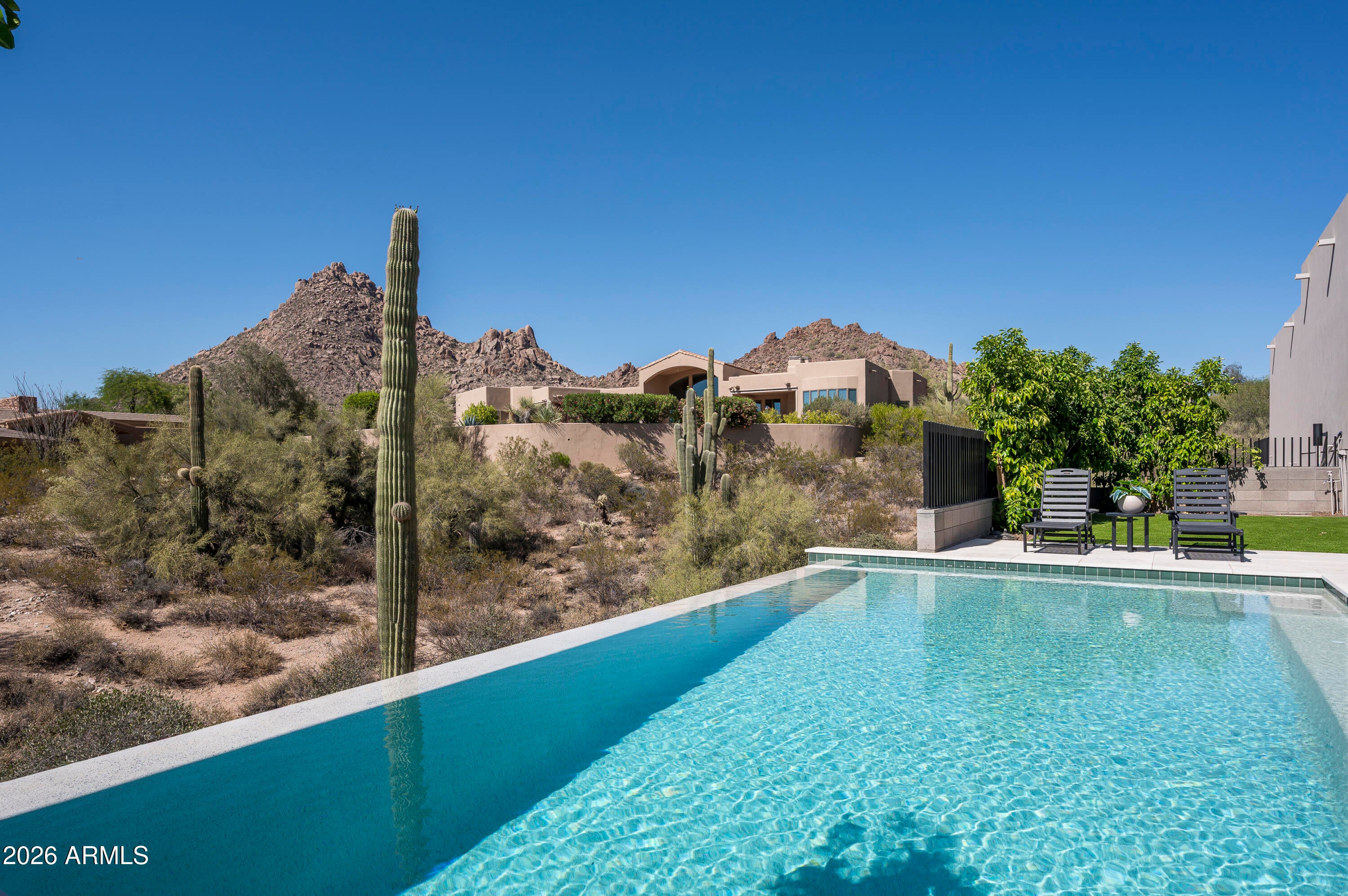 10801 E HAPPY VALLEY Road 131