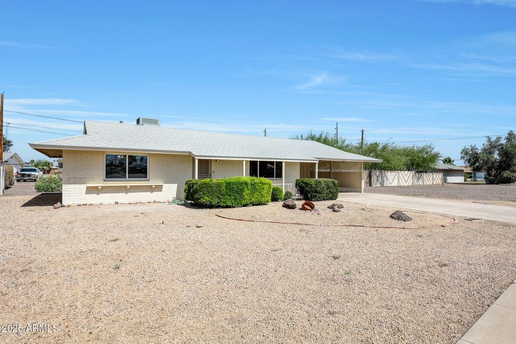 Photo of 12215 N 111th Avenue, Sun City, AZ 85351 (MLS # 6880348)