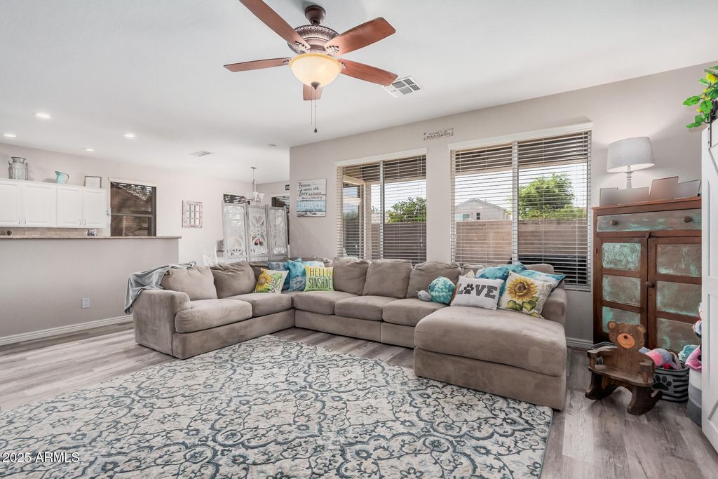 Photo of 3904 S Sinova Avenue, Gilbert, AZ 85297 (MLS # 6931438)