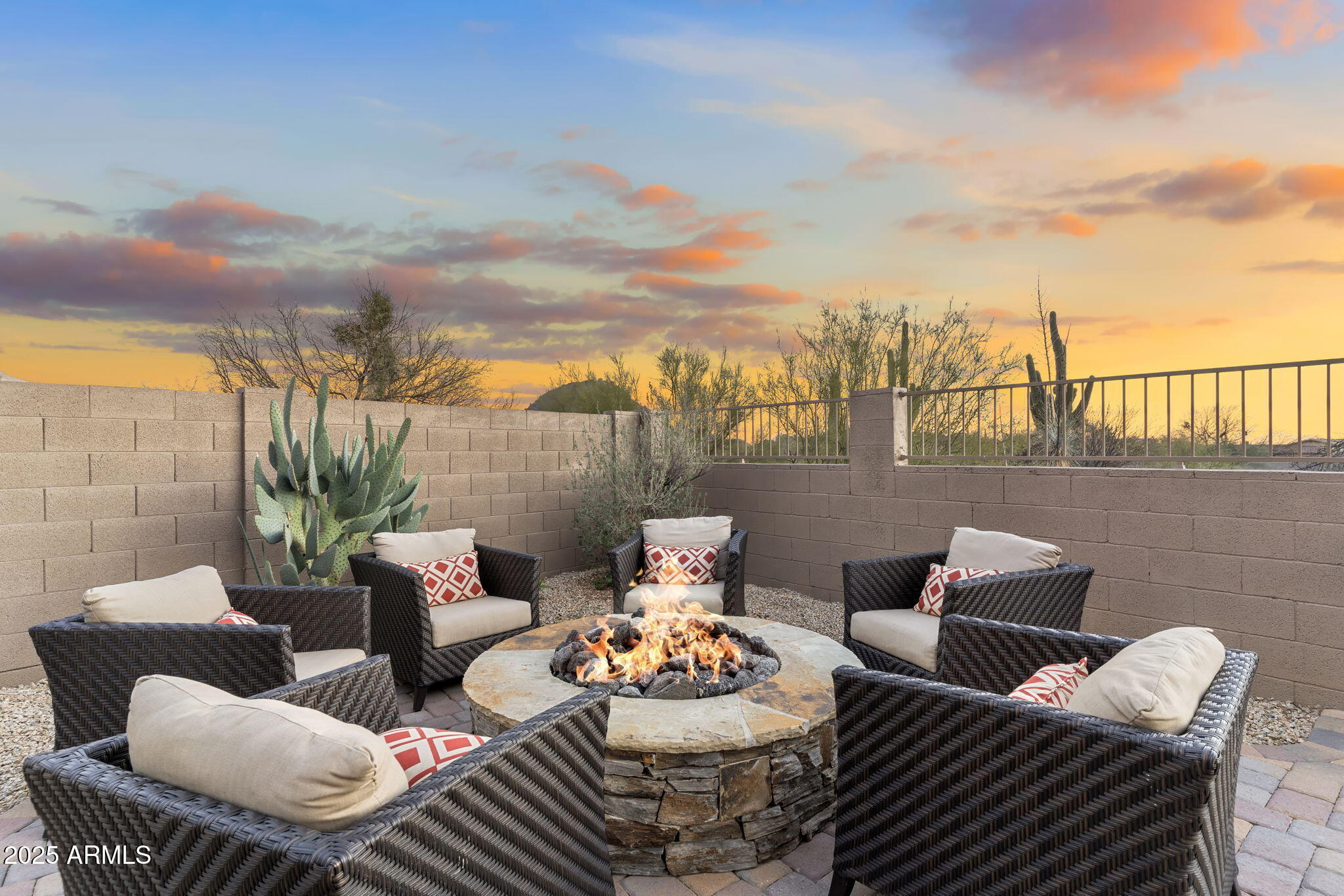 Scottsdale, Arizona 85262, United States, 4 Bedrooms Bedrooms, ,3 BathroomsBathrooms,Residential,Active,91641