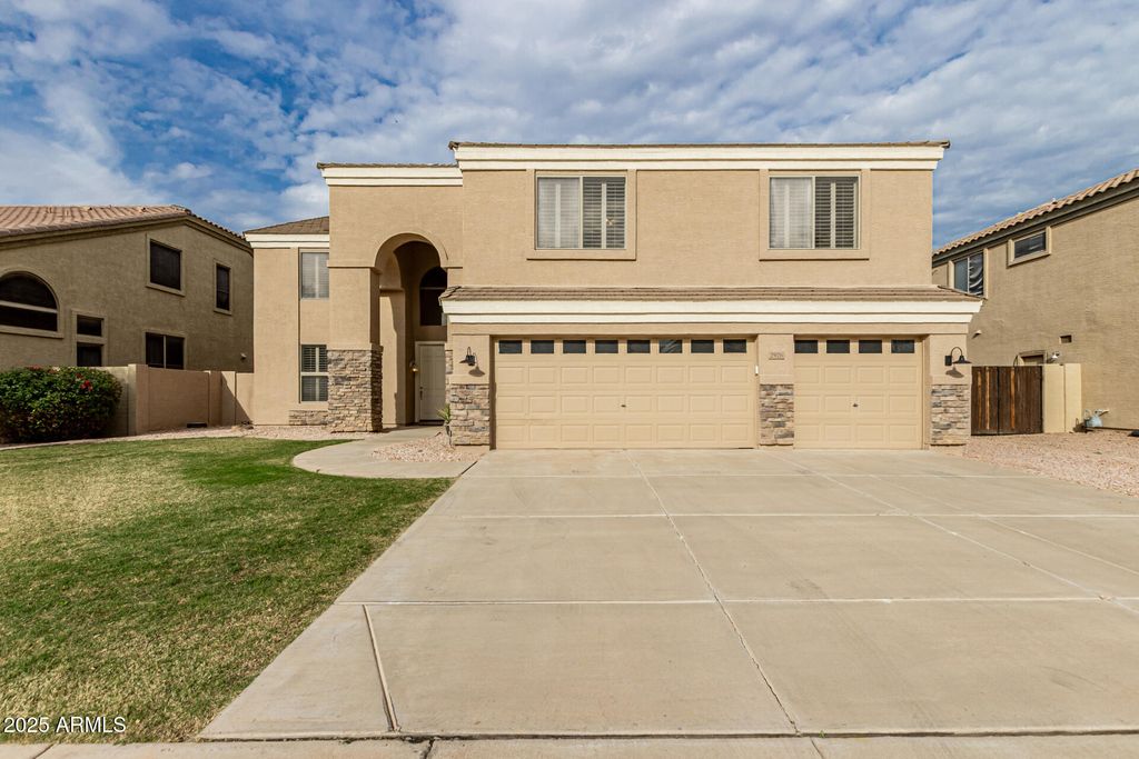 Photo of 2978 E Ranch Court, Gilbert, AZ 85296 (MLS # 6961694)