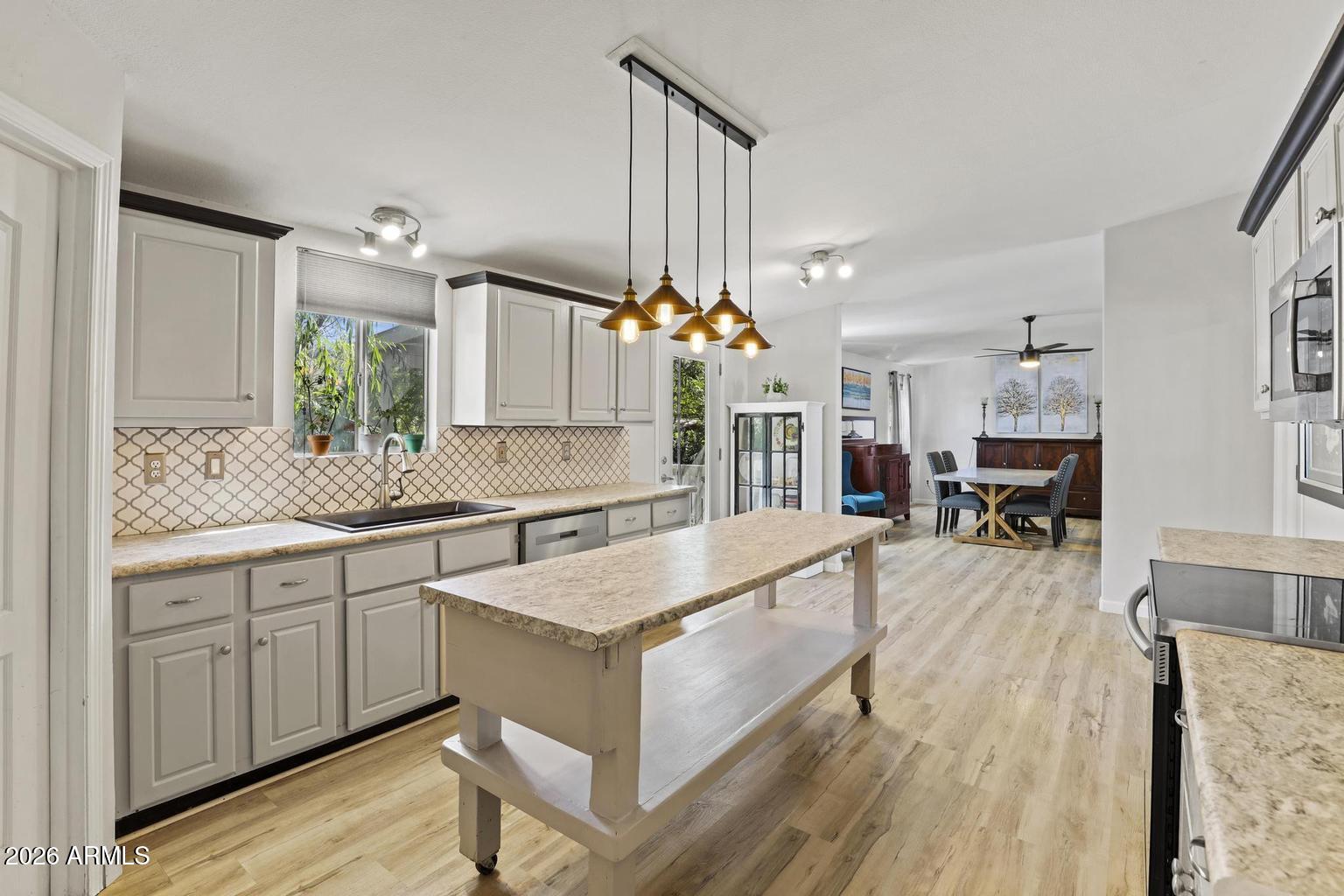 571 S TONTO CREEK Drive