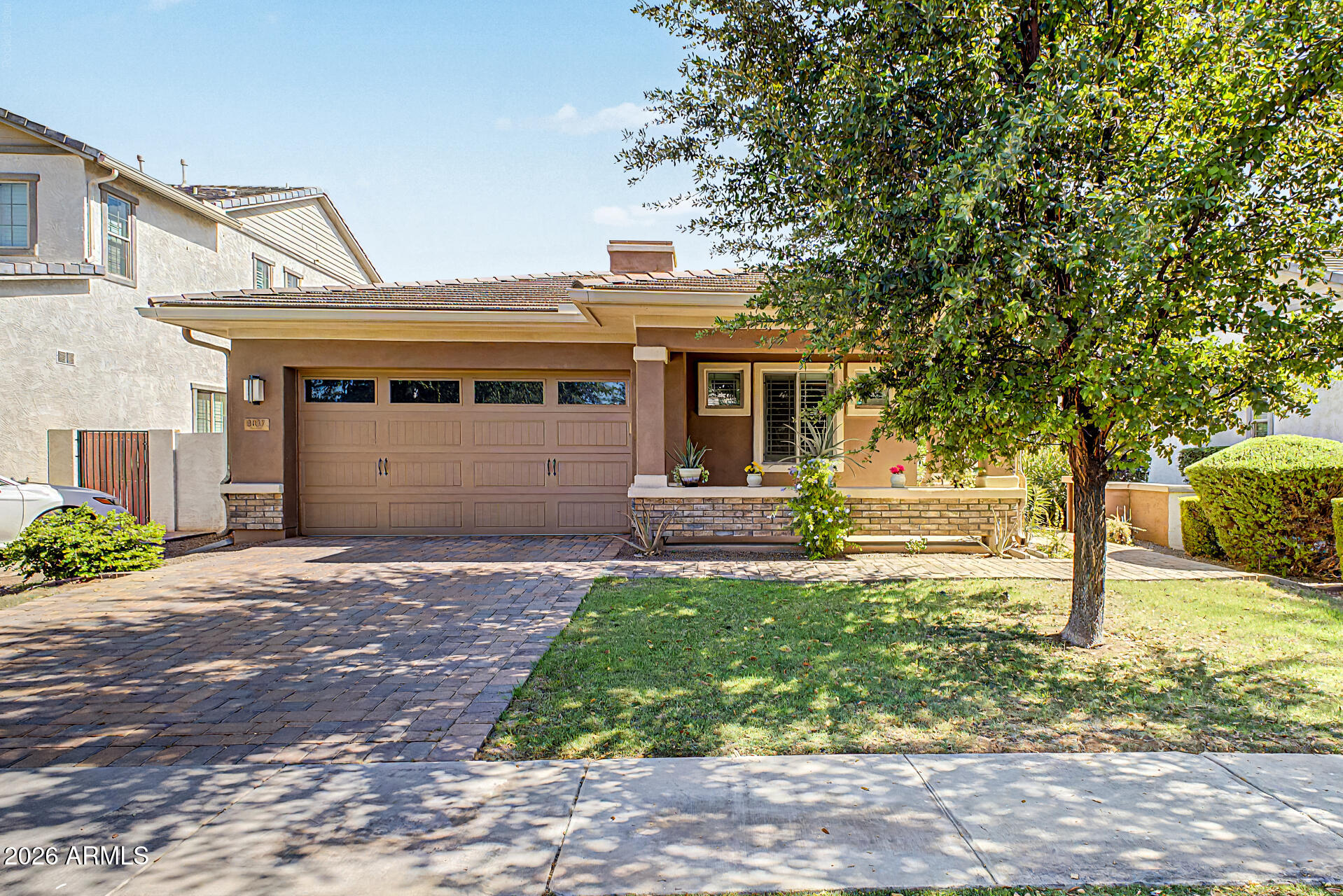 3037 E SAGEBRUSH Street
