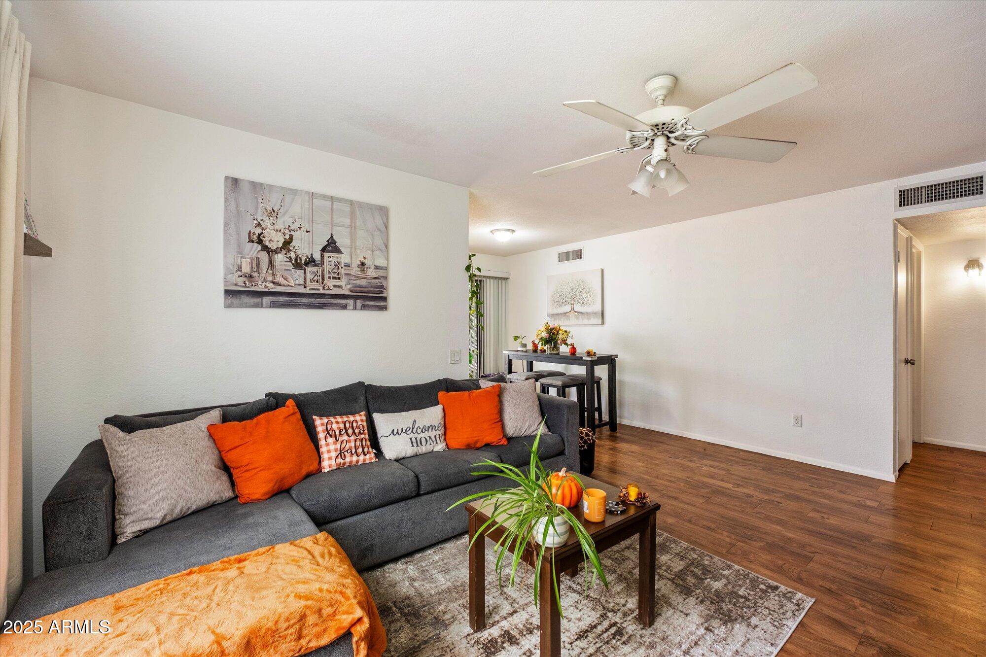 1910 E SANDRA Terrace