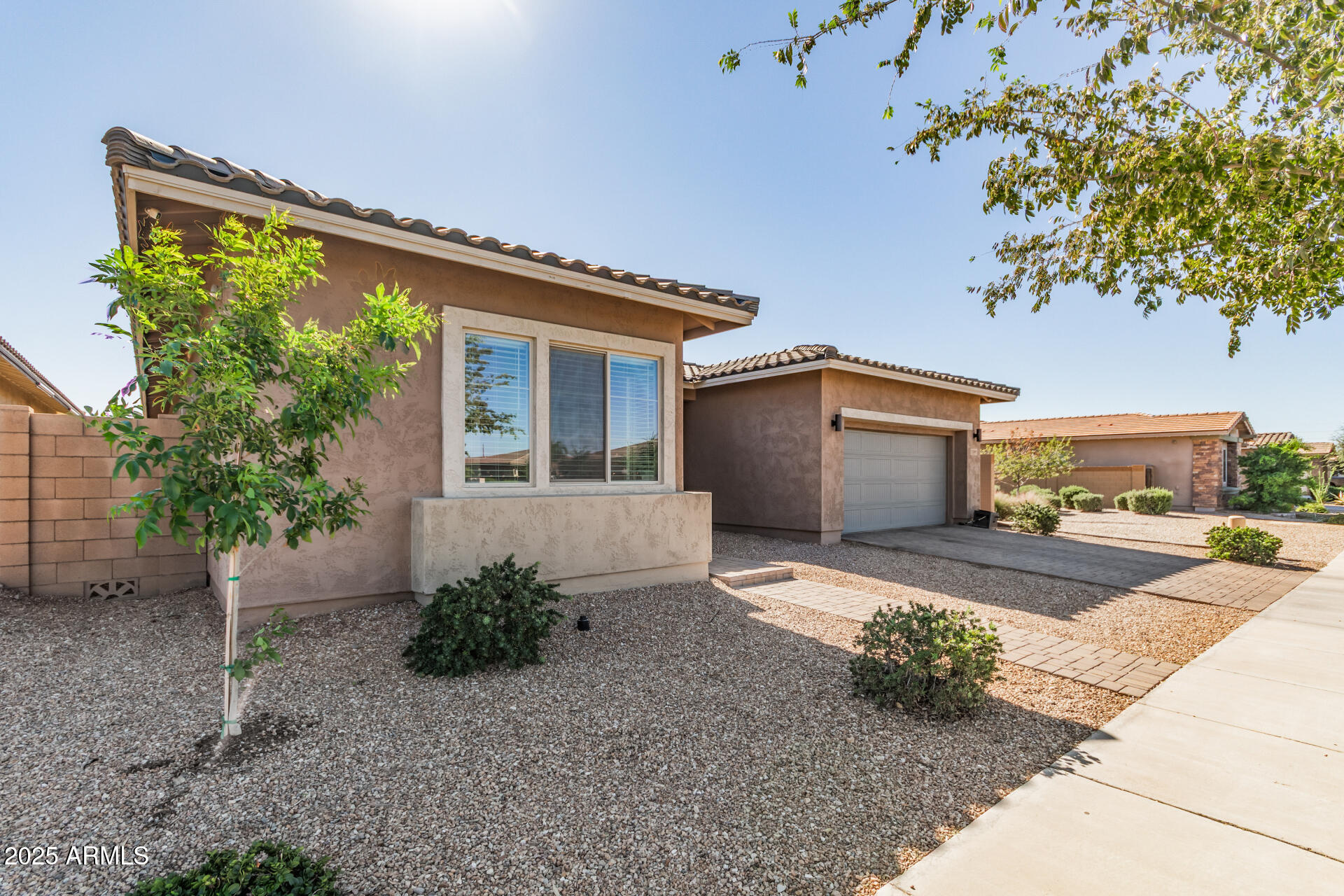 22689 E MUNOZ Street