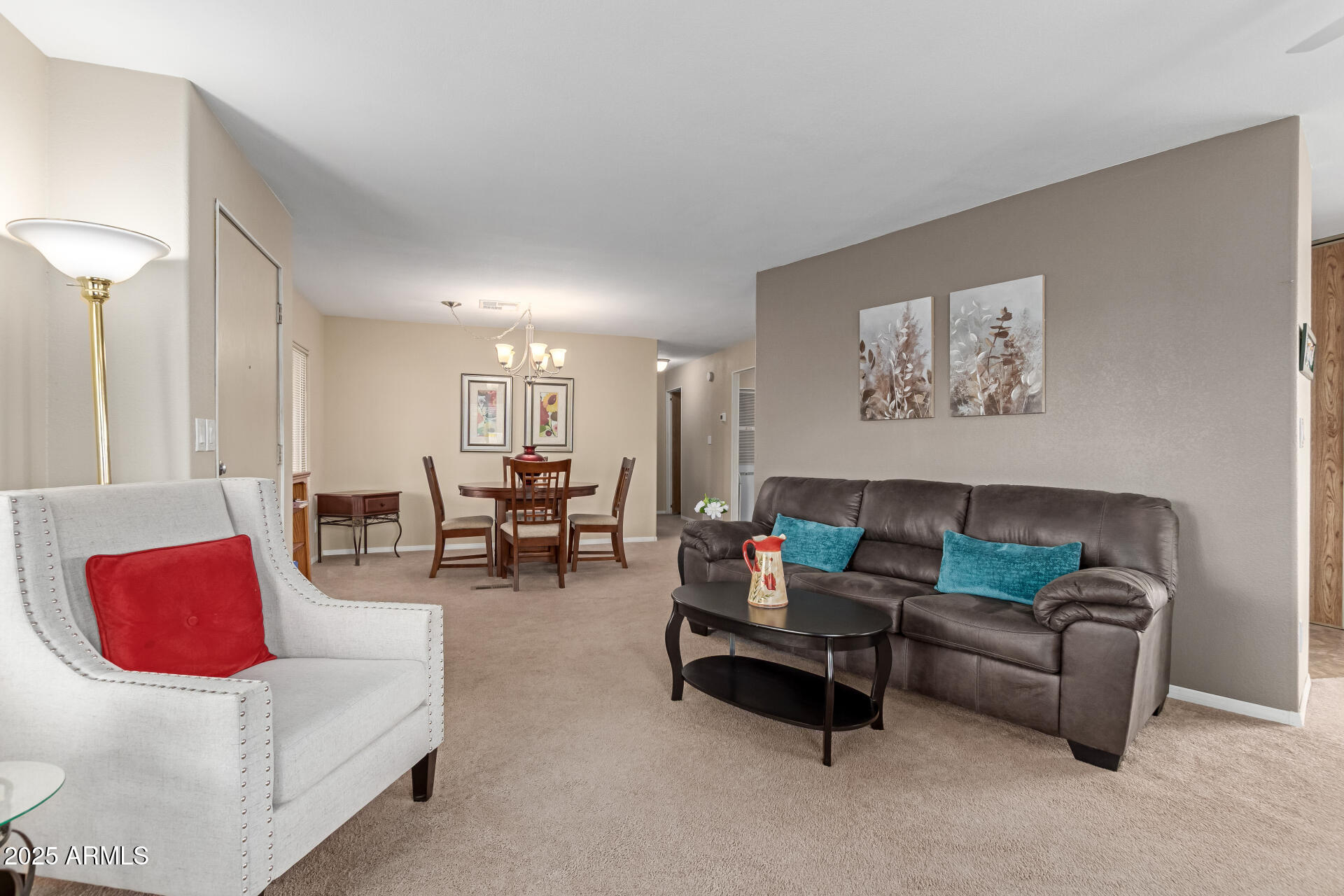 8905 E INDIANA Avenue