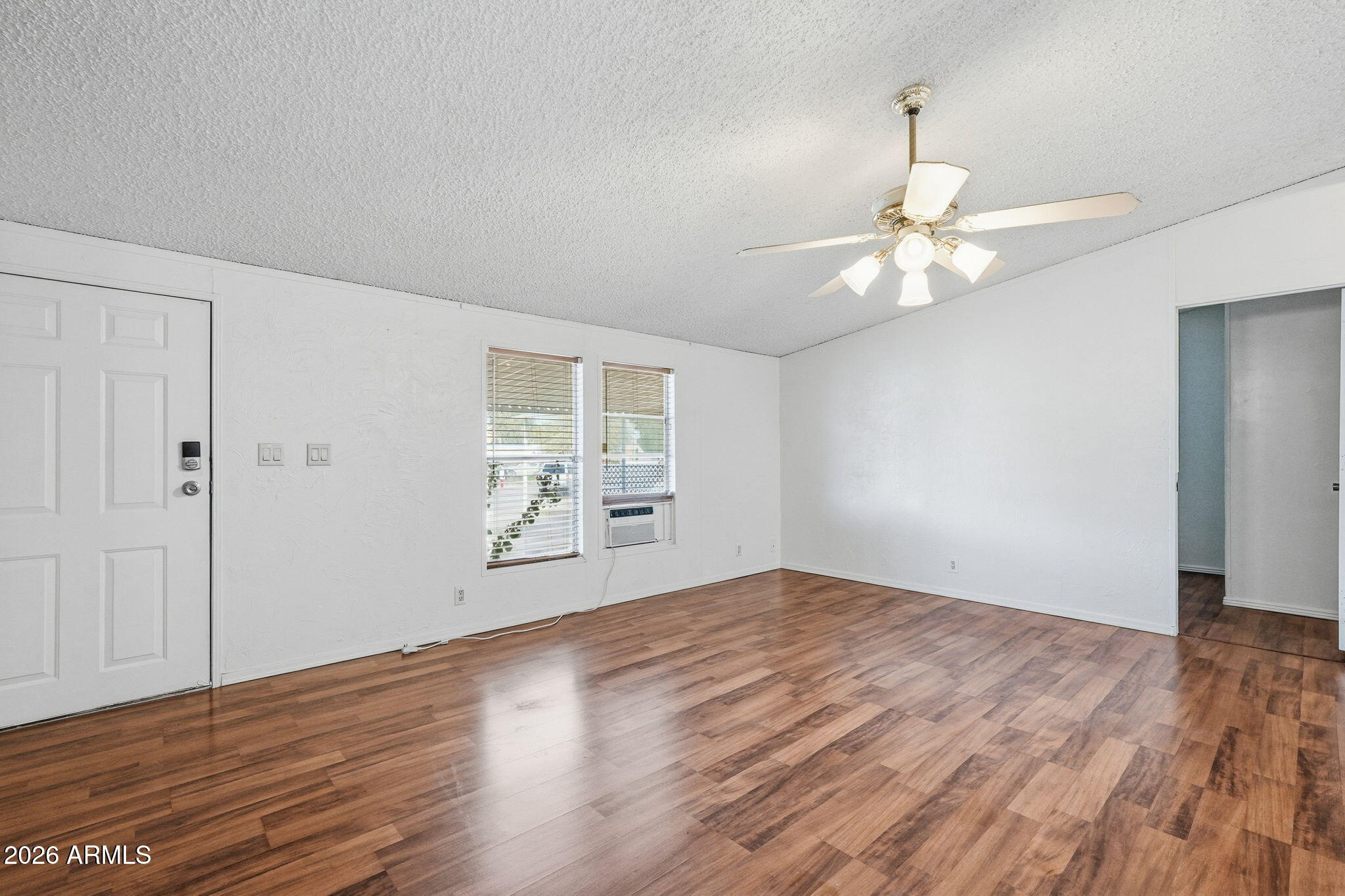 7660 E MCKELLIPS Road 83