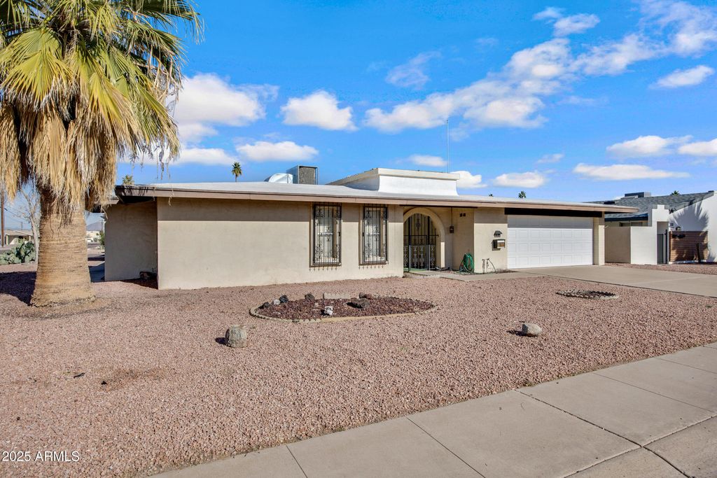 Photo of 3673 S Roosevelt Street, Tempe, AZ 85282 (MLS # 6956838)