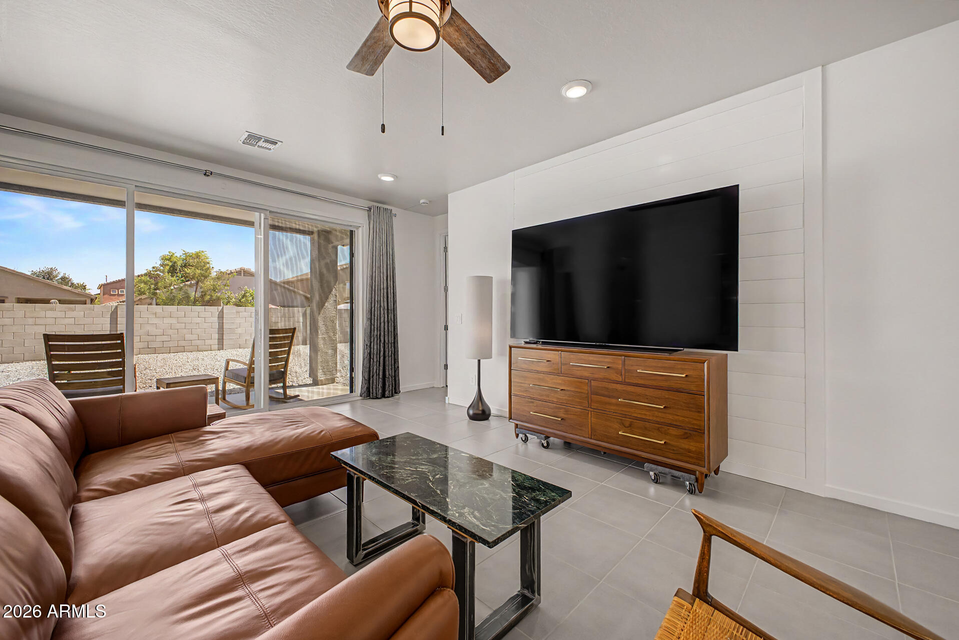 3564 E ALEXANDER Drive
