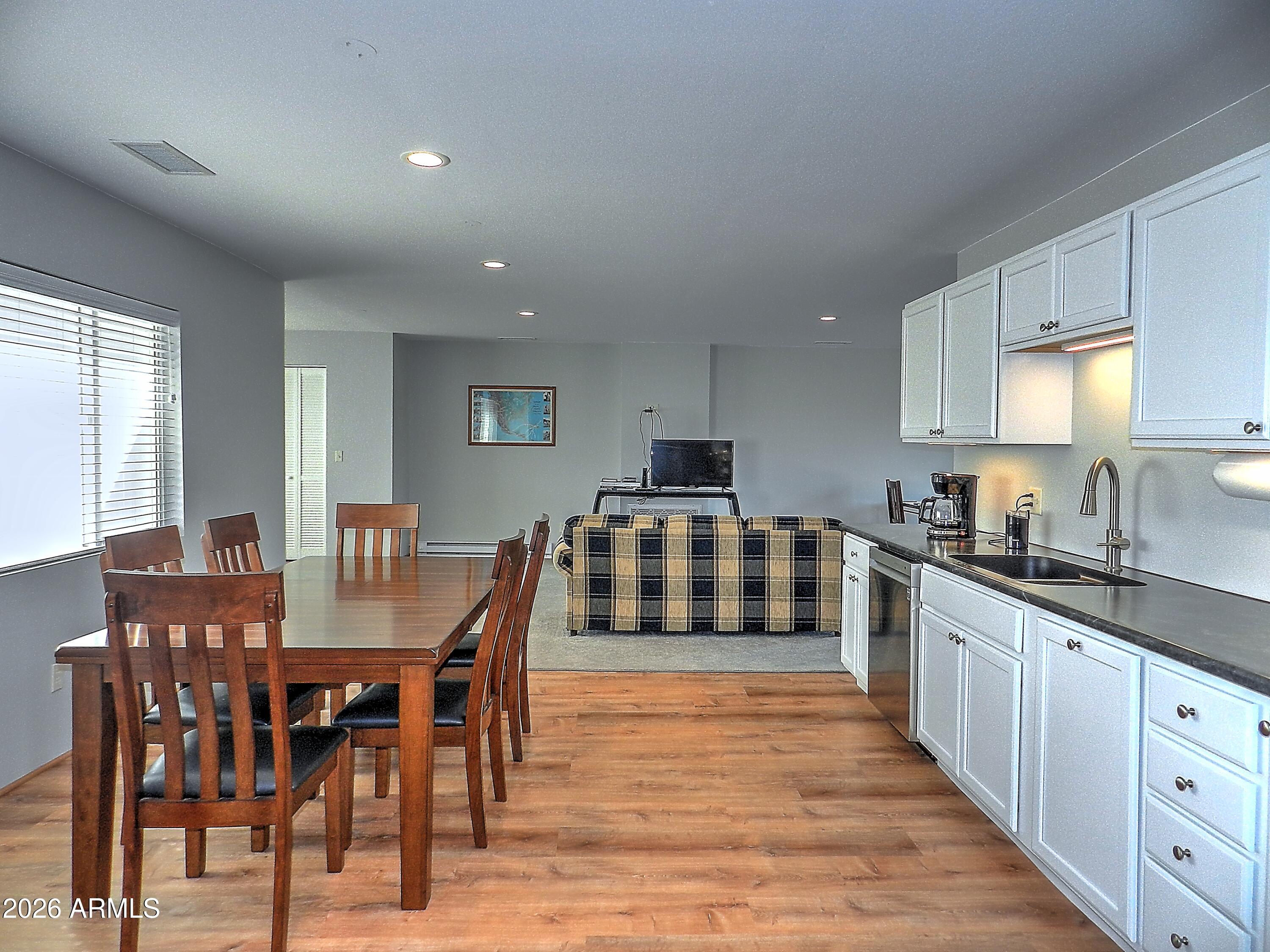 3960 E Lake Shore Drive