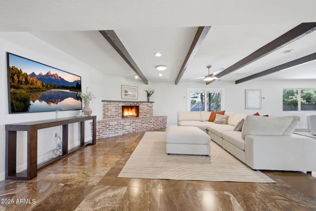 Photo of 5610 E Charter Oak Road, Scottsdale, AZ 85254 (MLS # 7002334)