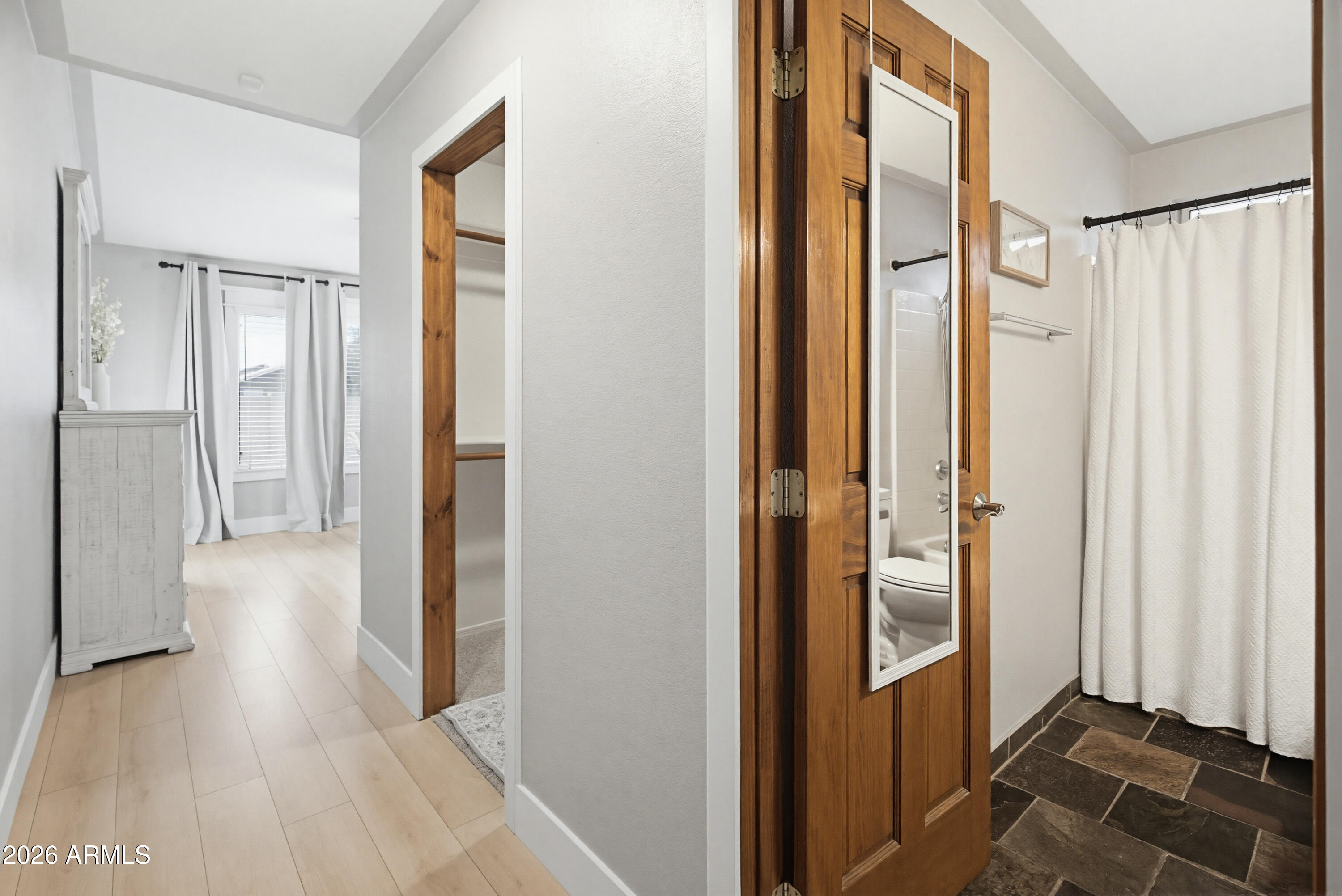 AMBERLEA COTTAGES - Residential