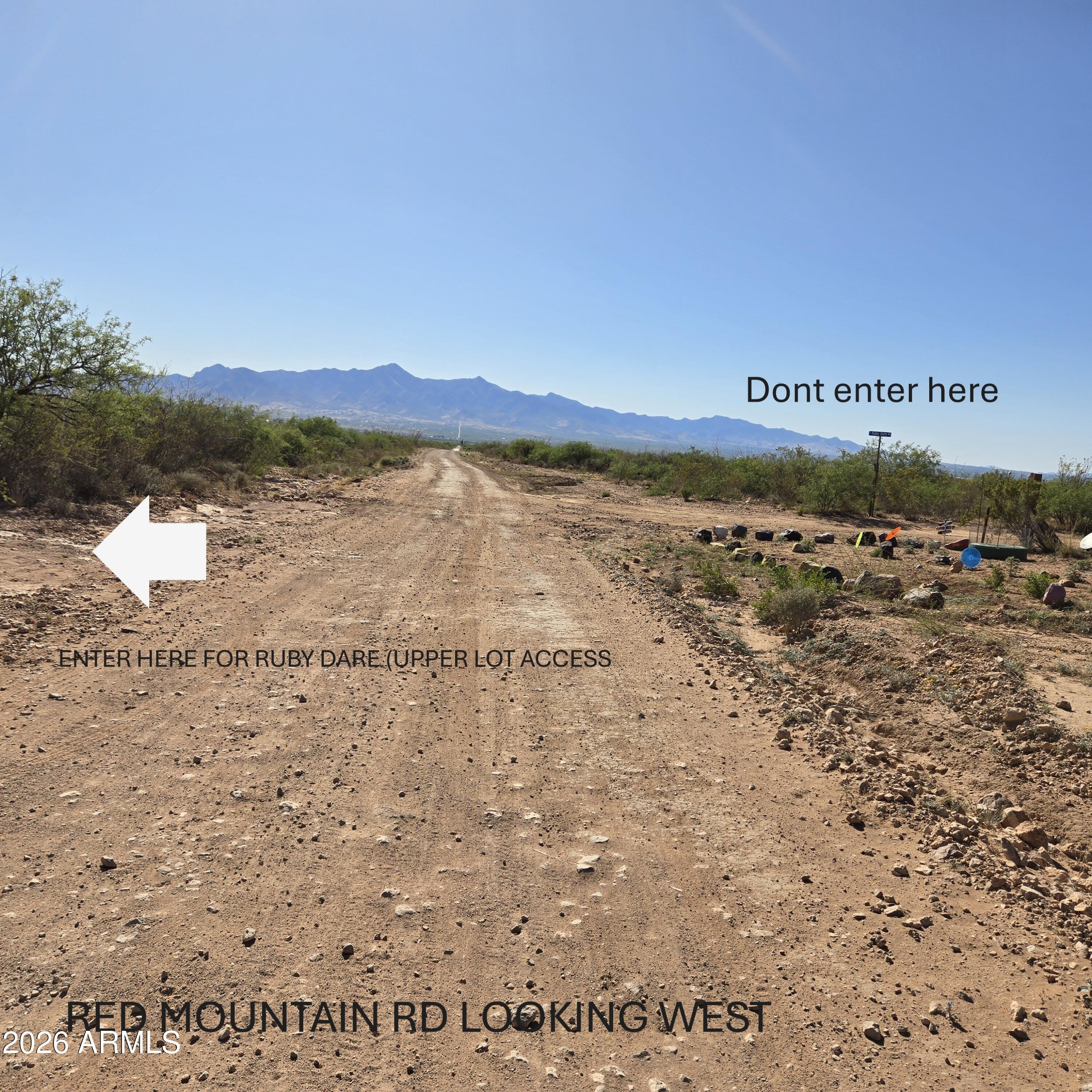 780 S VIA LIBERACION -- -