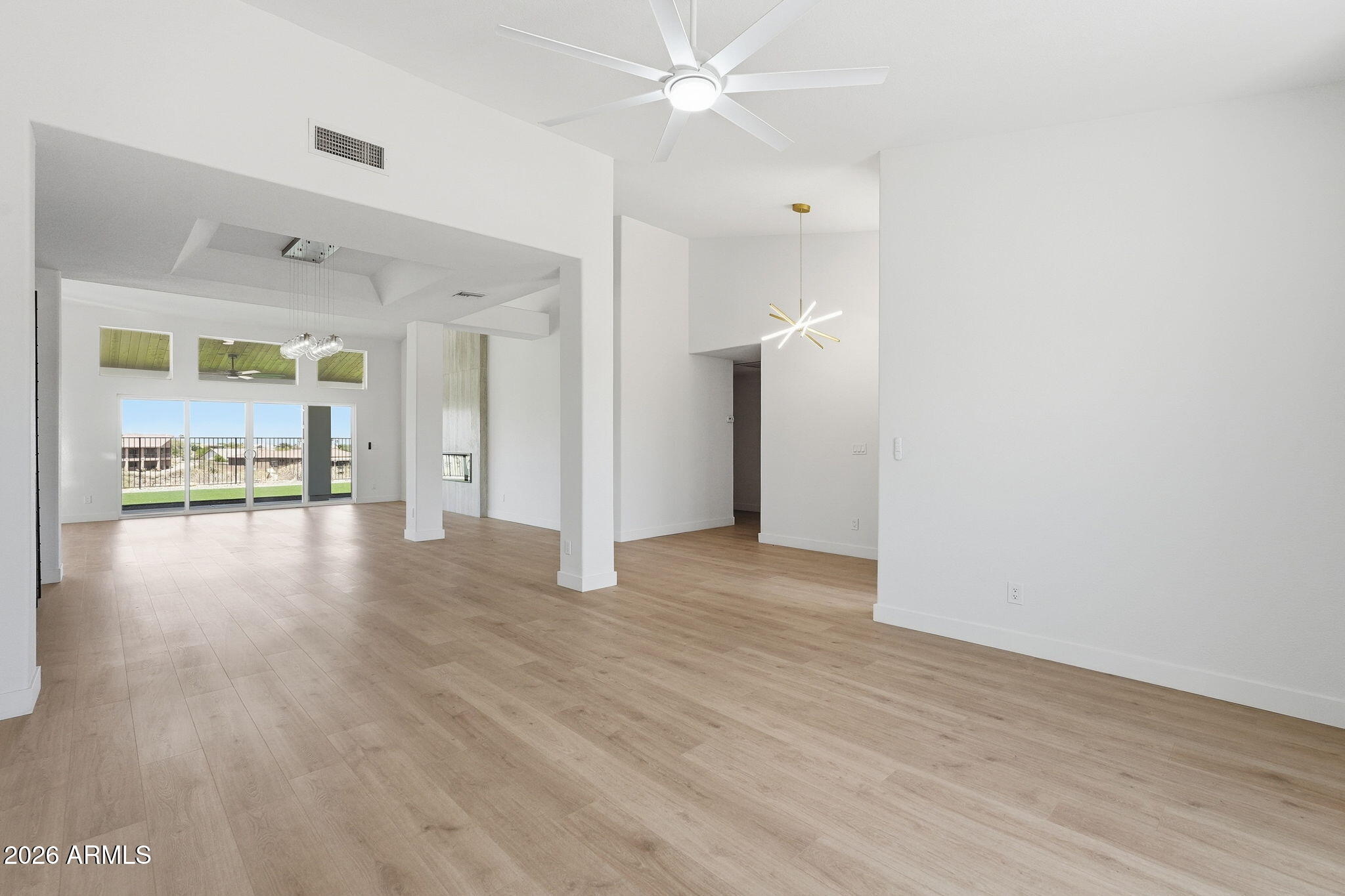 FOUNTAIN HILLS AZ FP 604C BLK 239 REPLAT - Residential