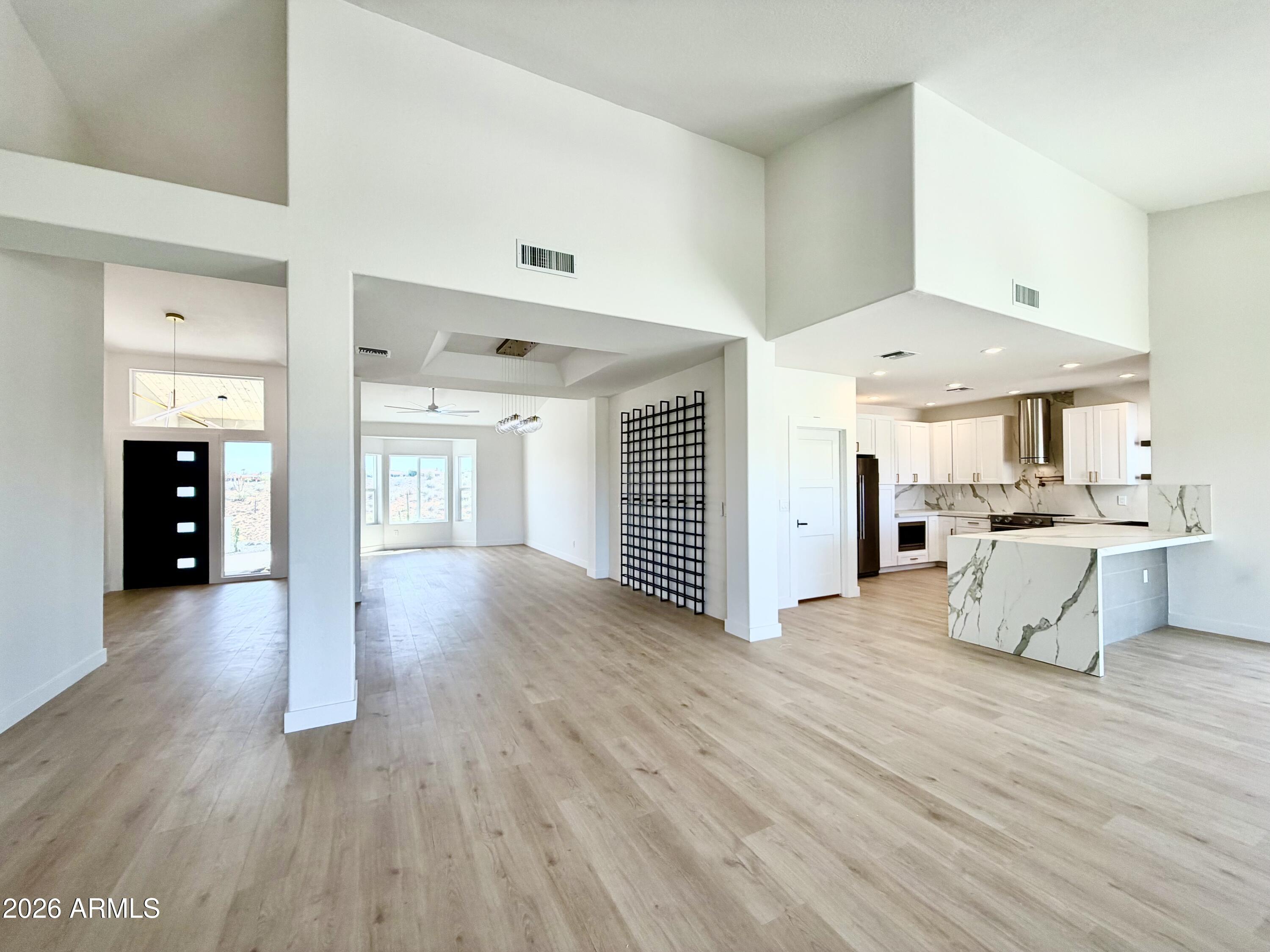 FOUNTAIN HILLS AZ FP 604C BLK 239 REPLAT - Residential