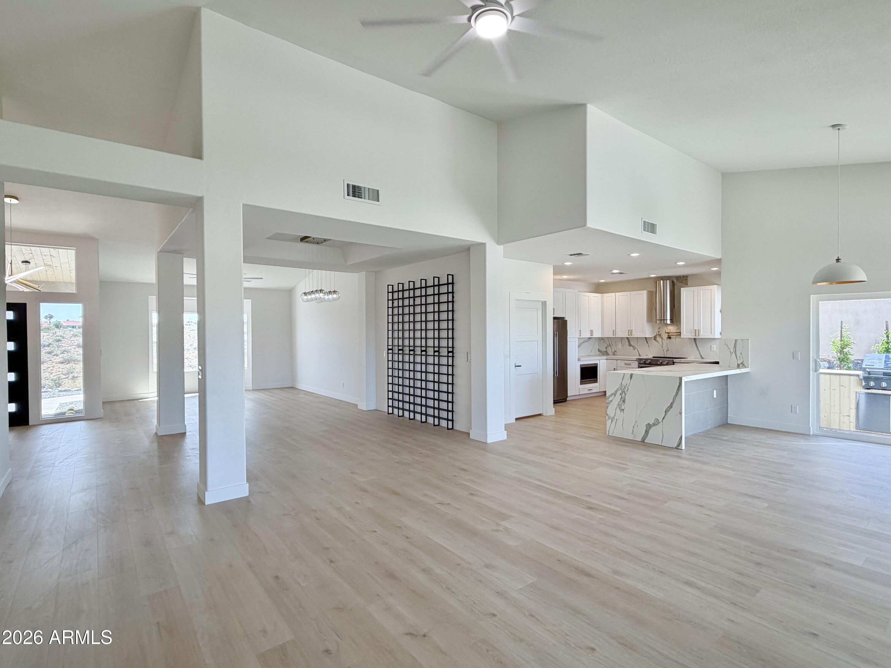 FOUNTAIN HILLS AZ FP 604C BLK 239 REPLAT - Residential
