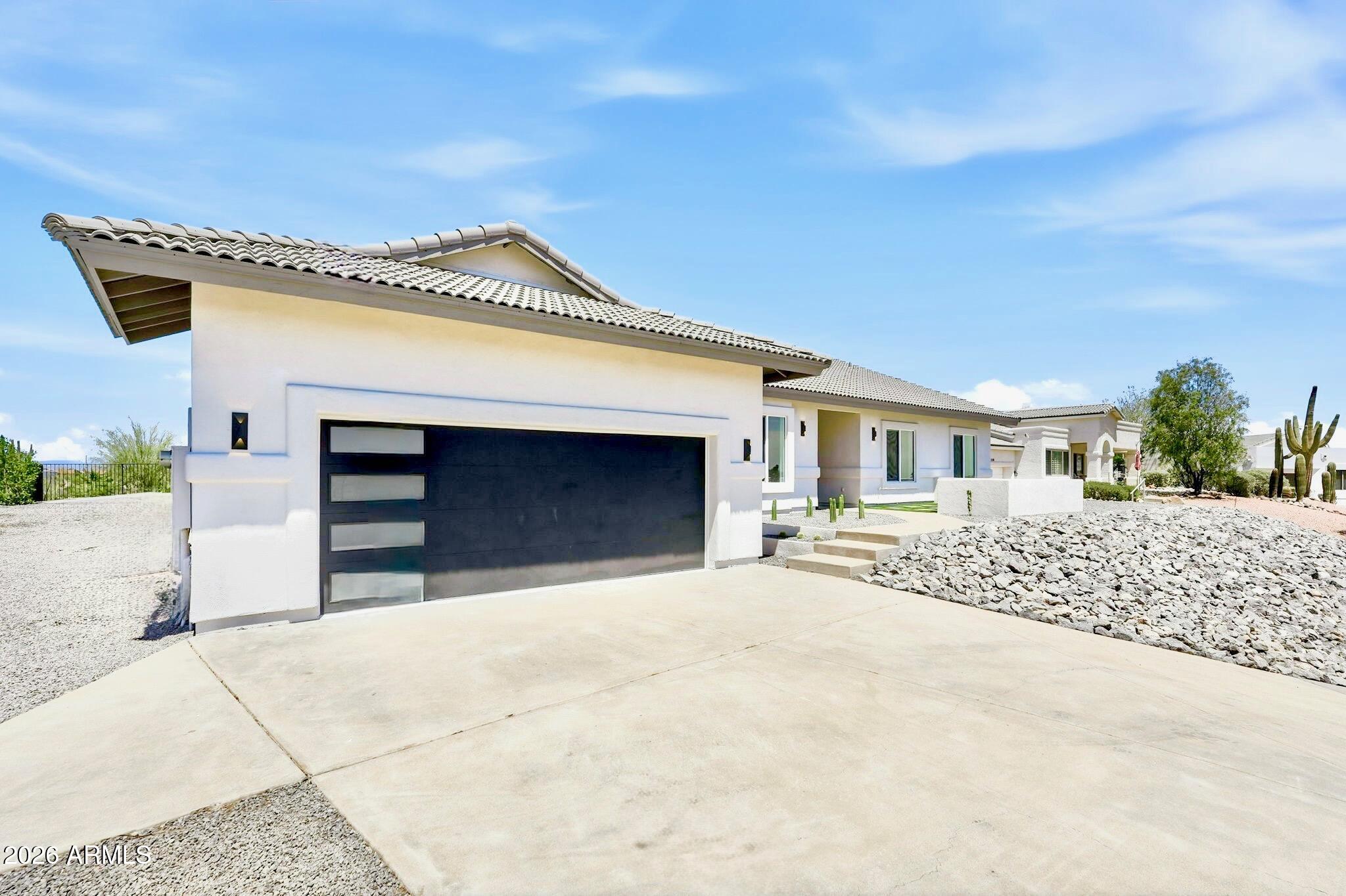 FOUNTAIN HILLS AZ FP 604C BLK 239 REPLAT - Residential