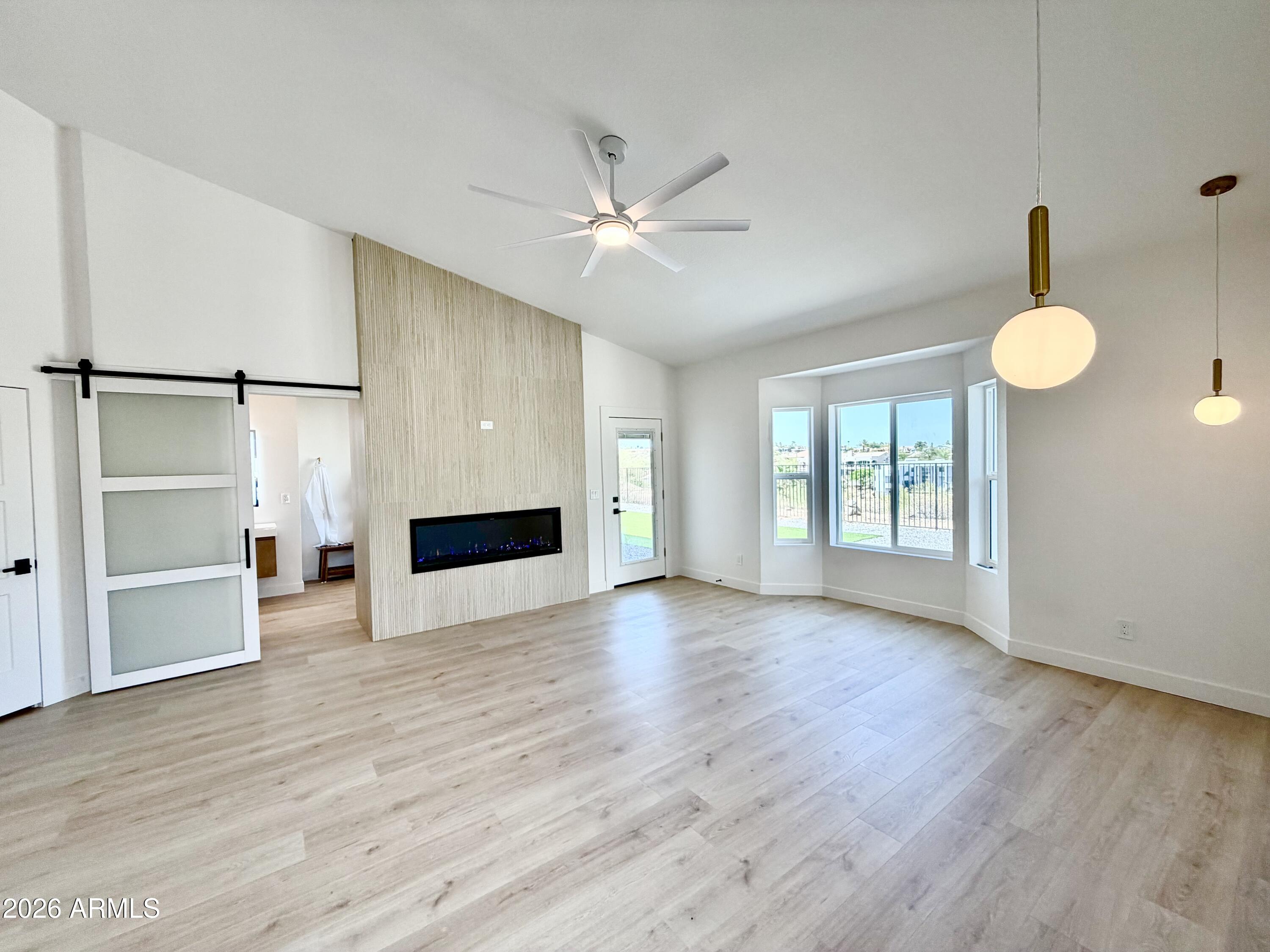FOUNTAIN HILLS AZ FP 604C BLK 239 REPLAT - Residential