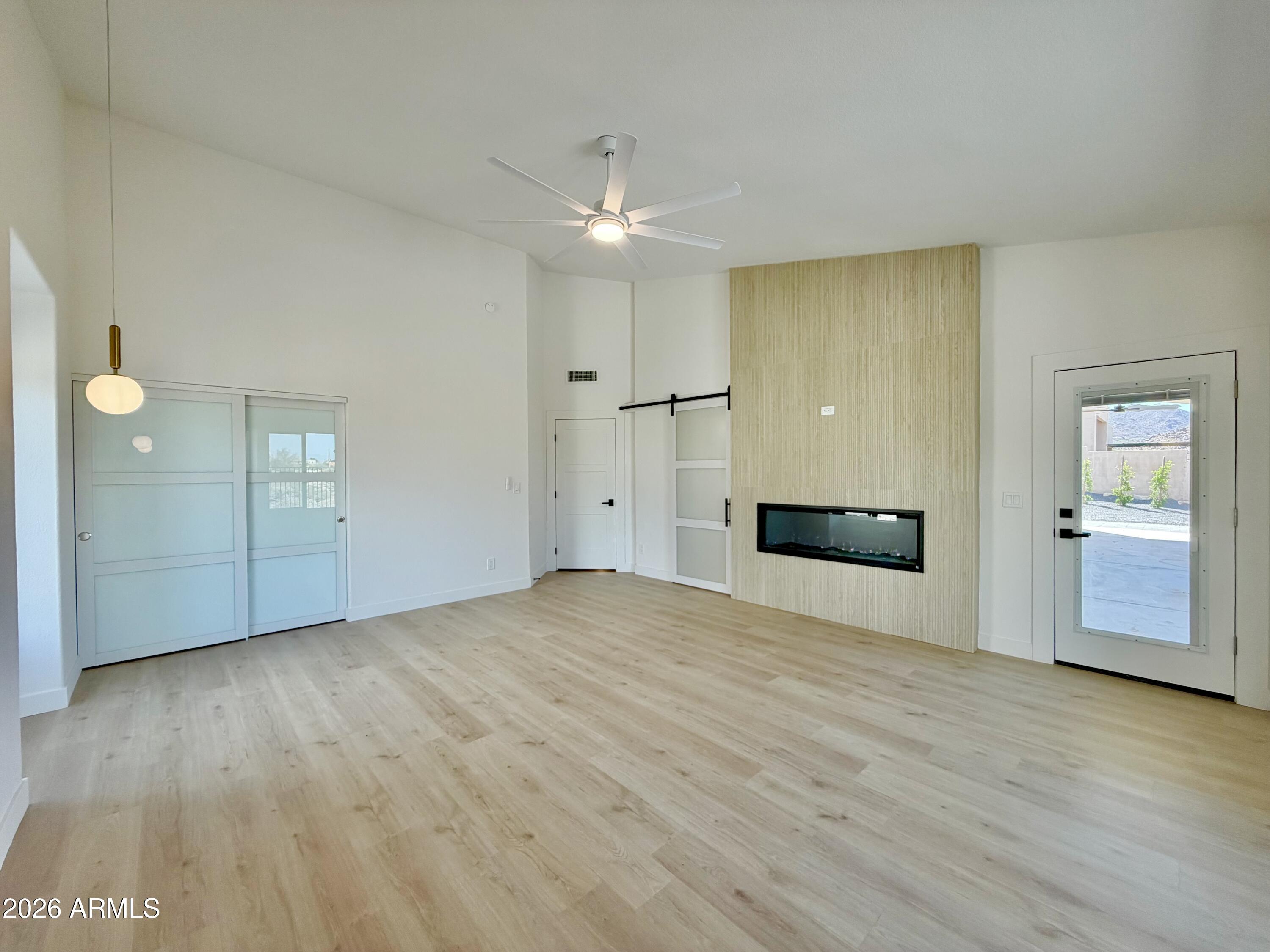 FOUNTAIN HILLS AZ FP 604C BLK 239 REPLAT - Residential