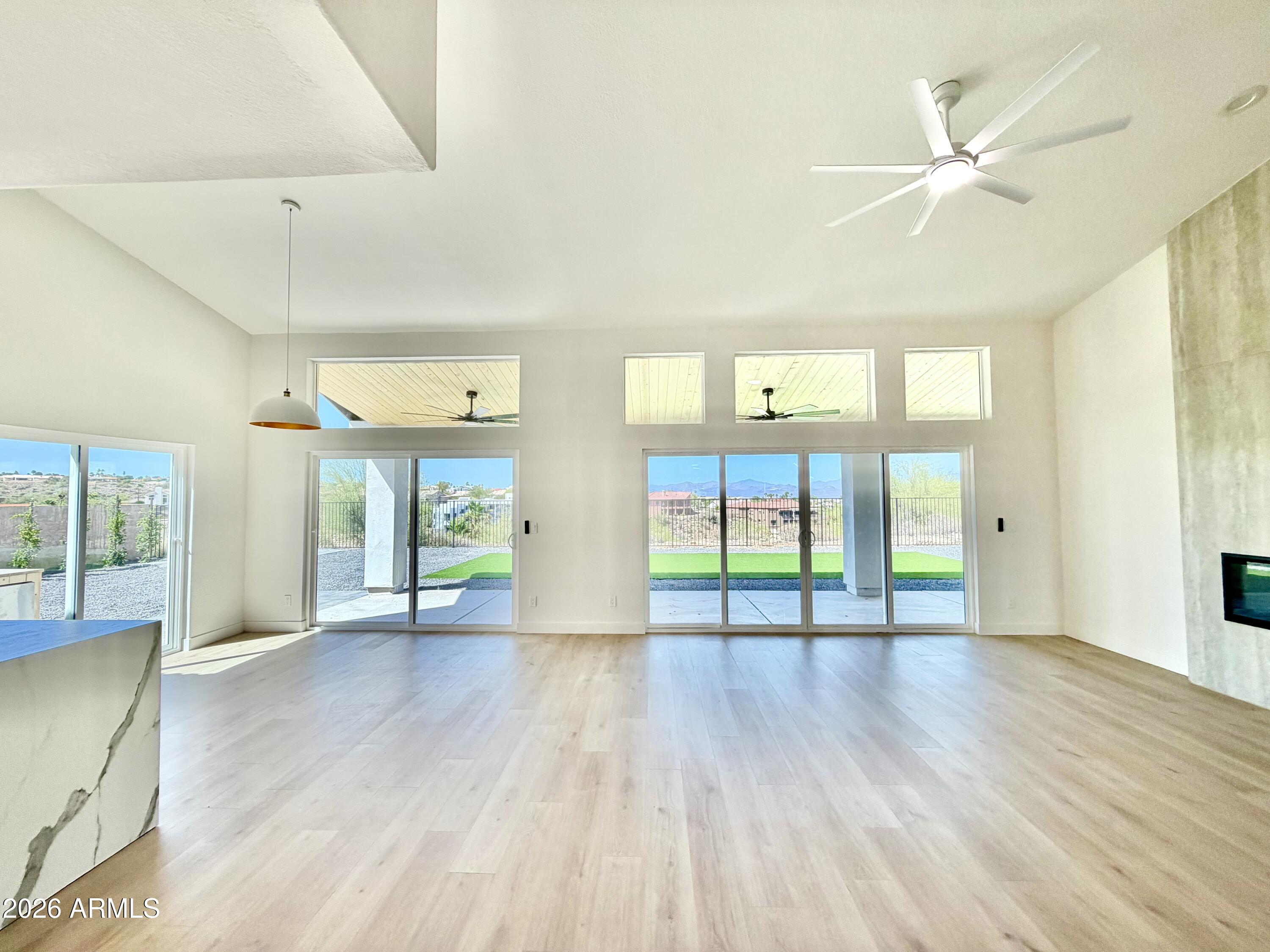 FOUNTAIN HILLS AZ FP 604C BLK 239 REPLAT - Residential