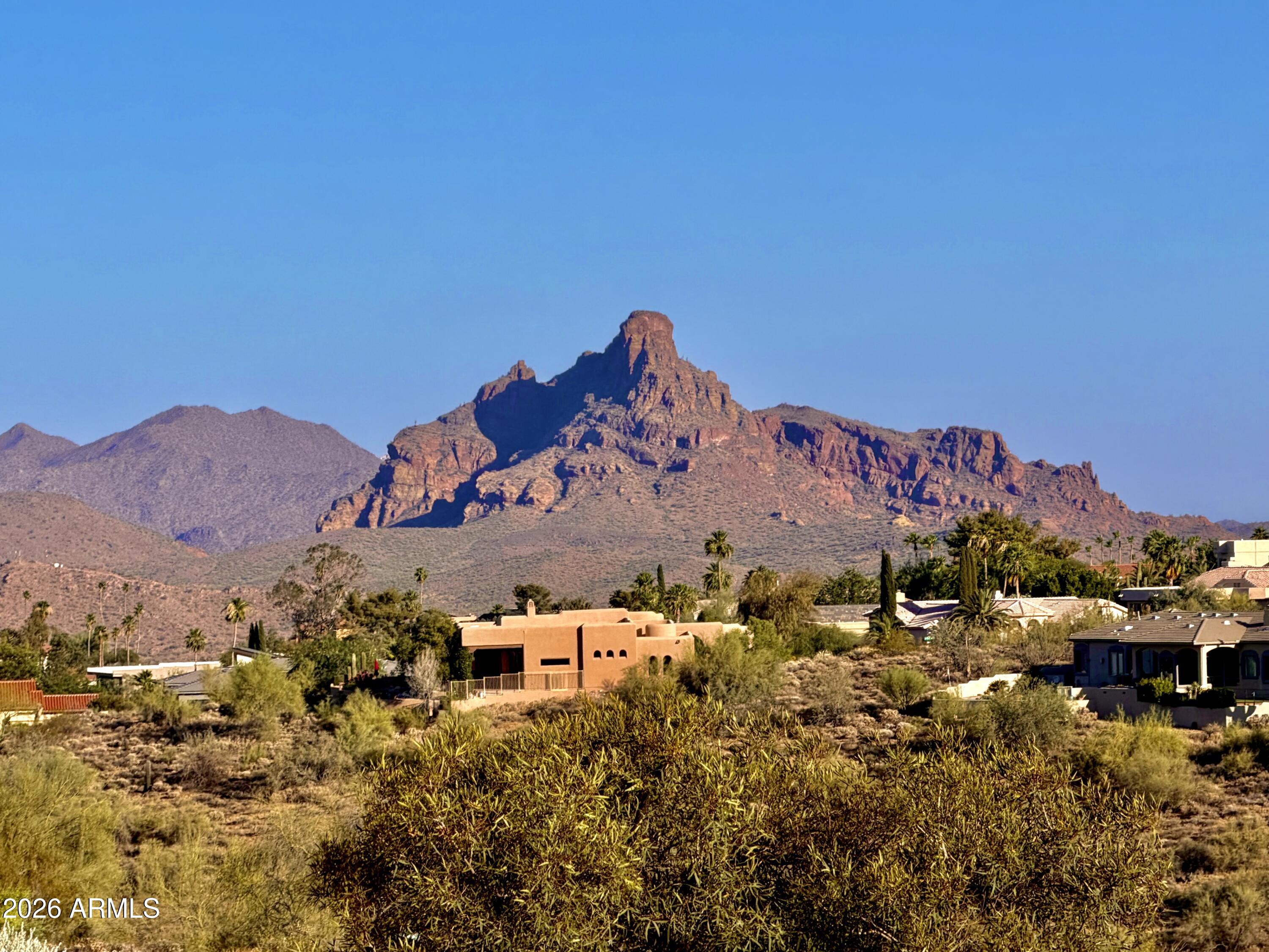 FOUNTAIN HILLS AZ FP 604C BLK 239 REPLAT - Residential